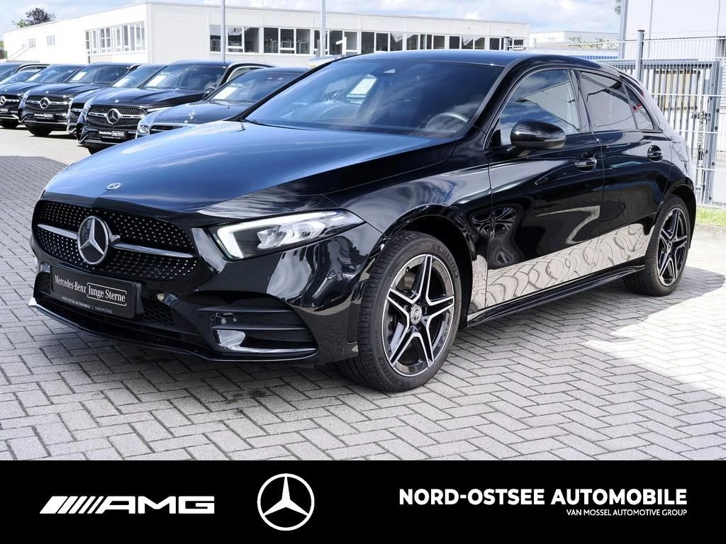 Mercedes-Benz A-Klasse 250 e AMG NAVI KAMERA NIGHT TEMPOMAT LED AMG Line