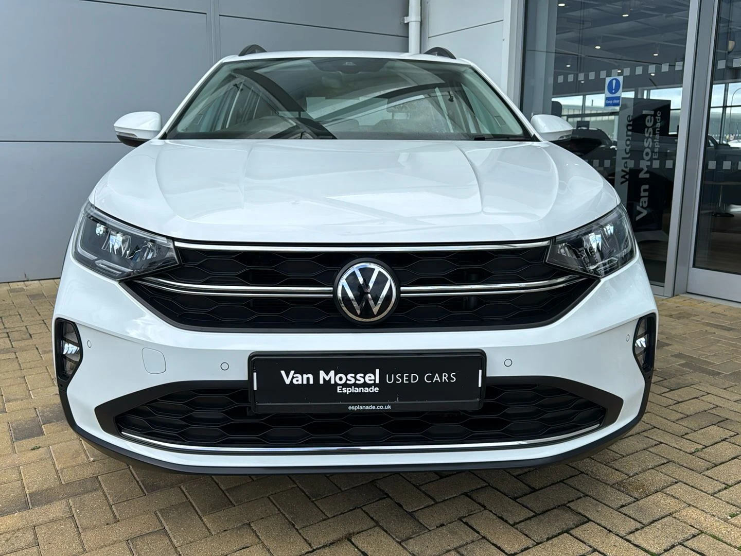 Volkswagen-Taigo-image-4