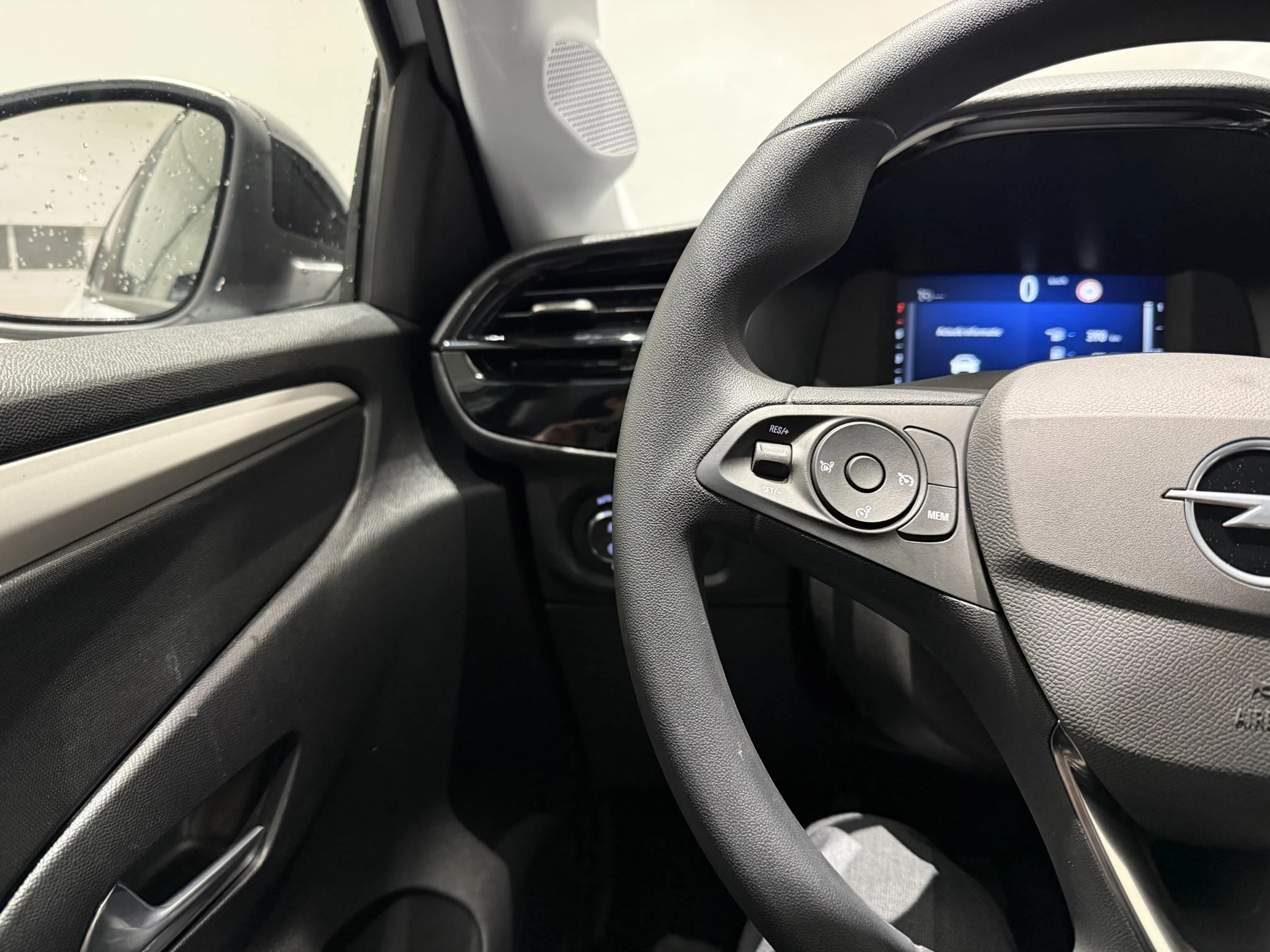 Opel-Corsa-image-12