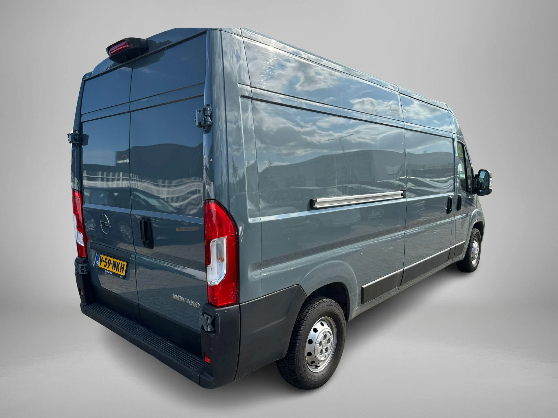 Opel-Movano-image-4