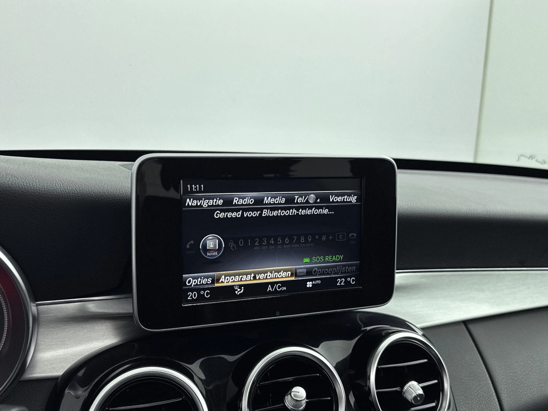 Mercedes-Benz-C-Klasse-image-14