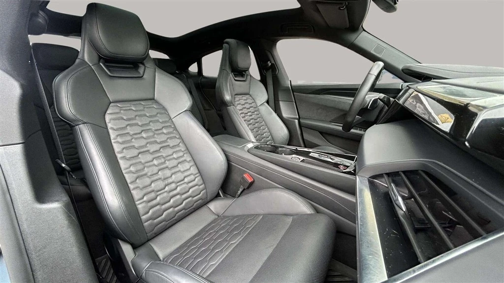Audi-e-tron GT-image-19