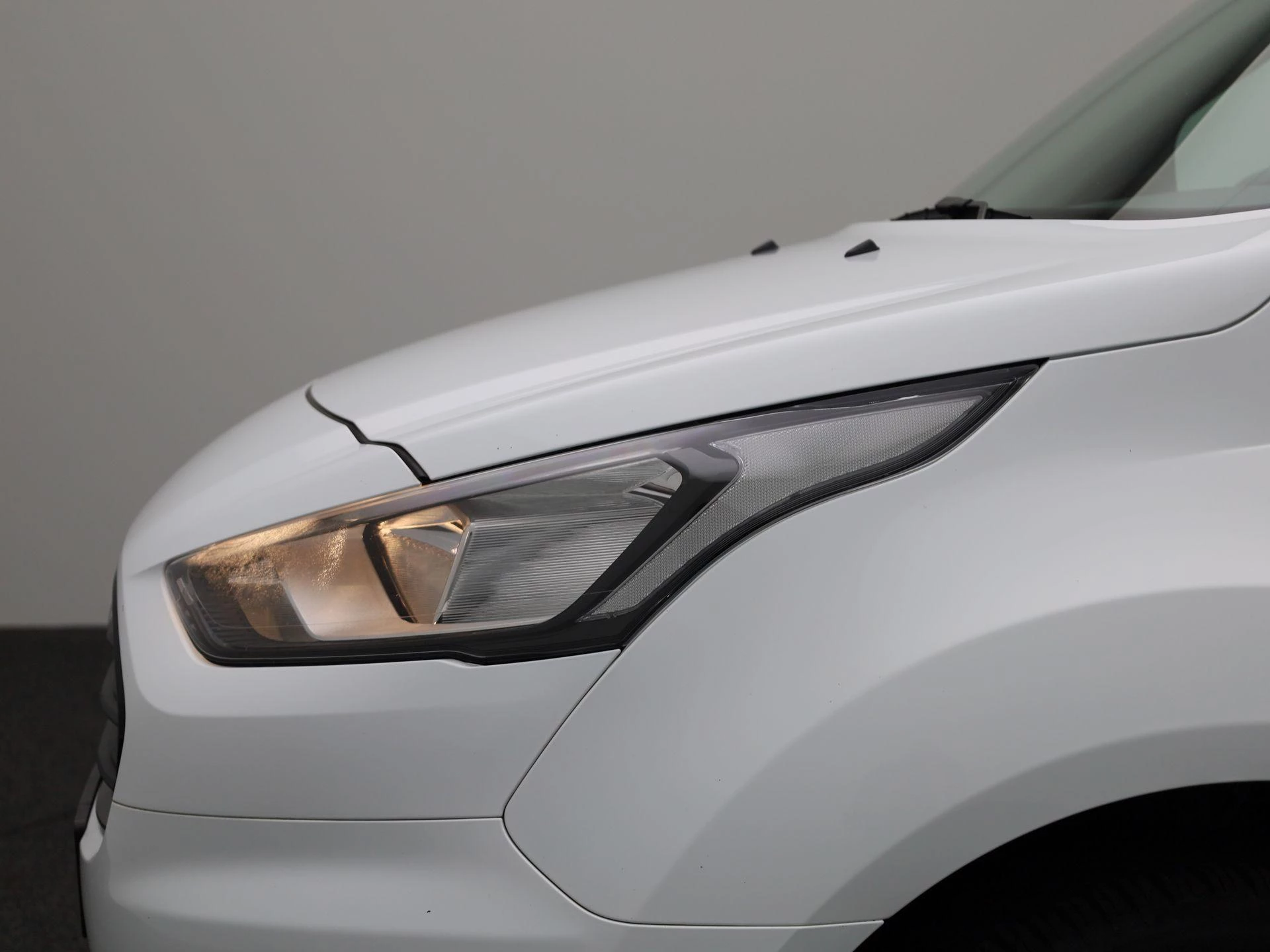 Ford-Transit Connect-image-19