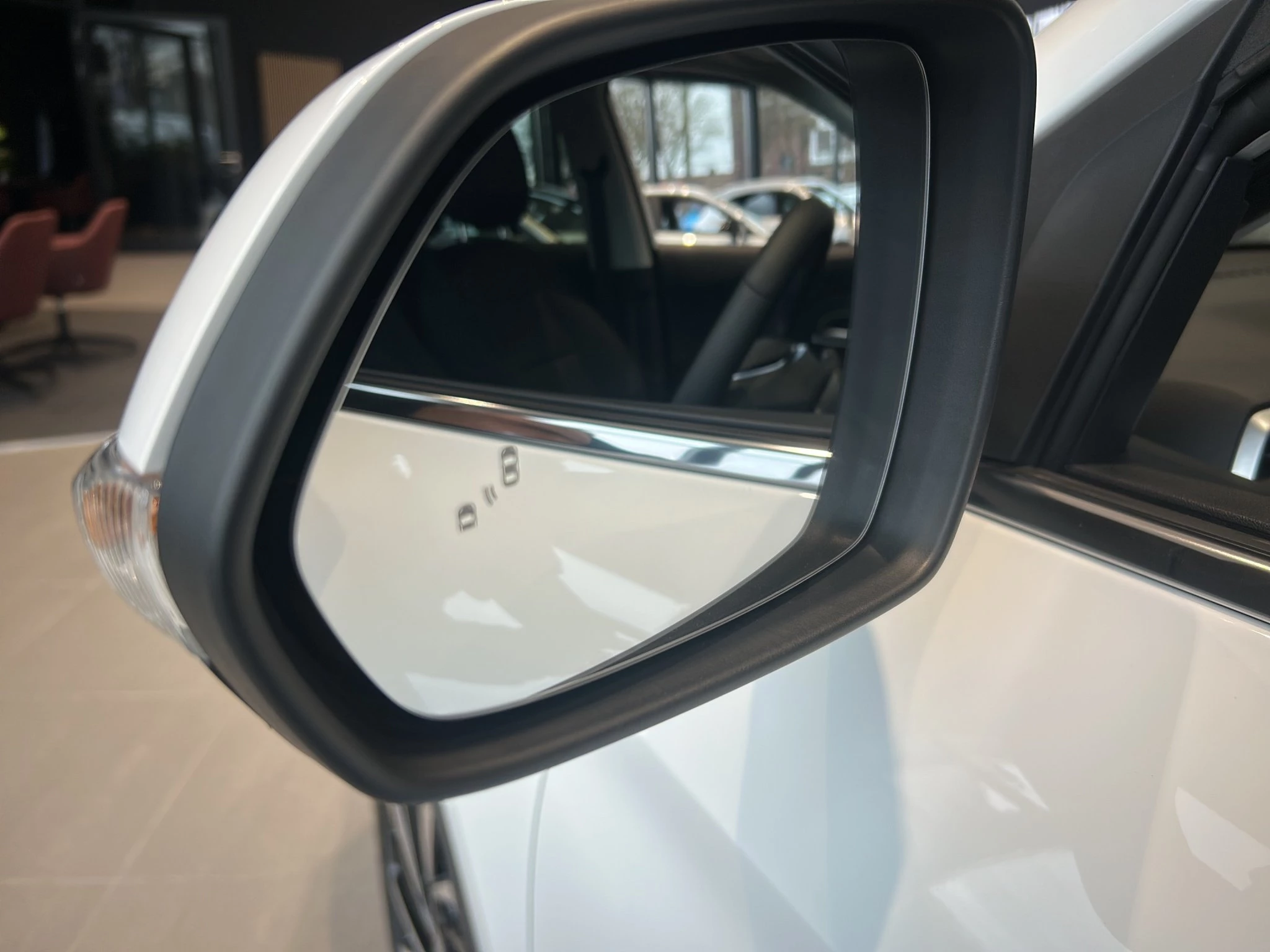MG ZS Luxury 1.5 Hybrid+ Autom LED ACC GJR RFK SHZ