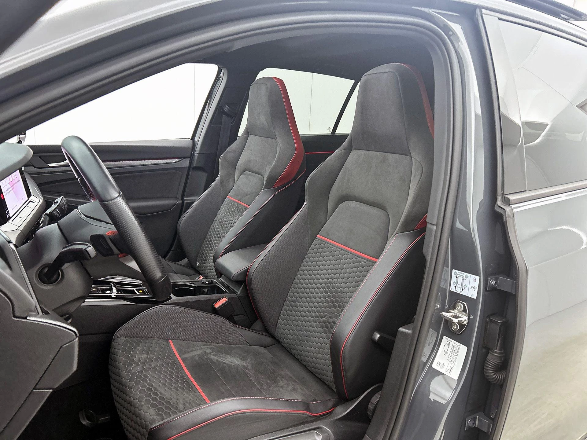 Volkswagen Golf 2.0 TSI GTI Clubsport | 360 PK |