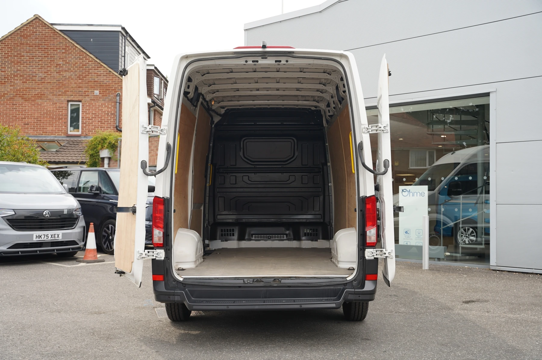 Volkswagen-Crafter-image-28