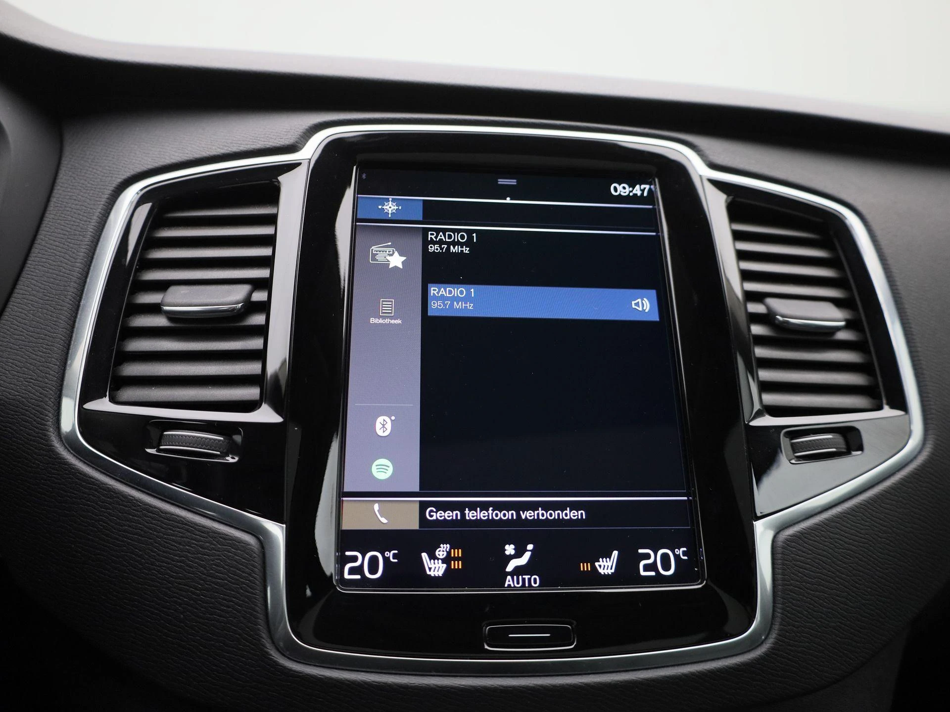 Volvo-XC90-image-22