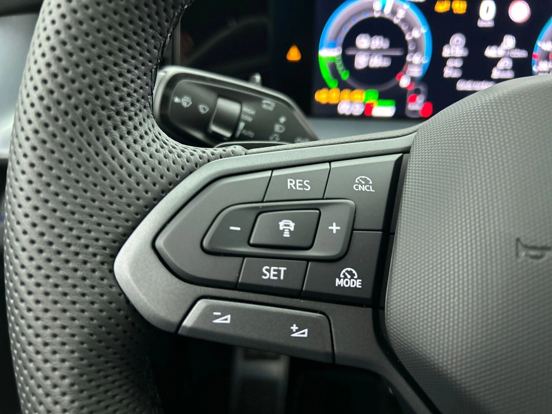 Volkswagen Tayron 1.5 eHybrid R-Line Edition
