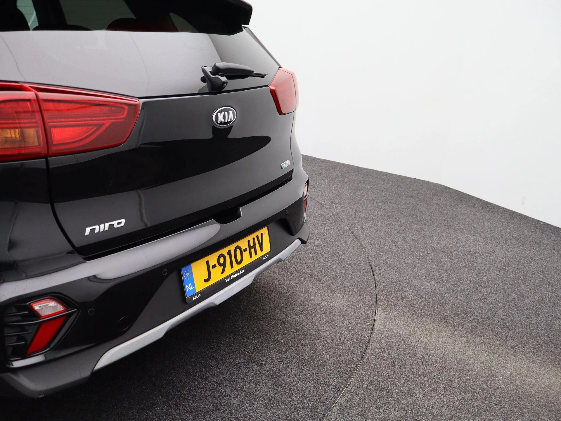 Kia-Niro-image-34