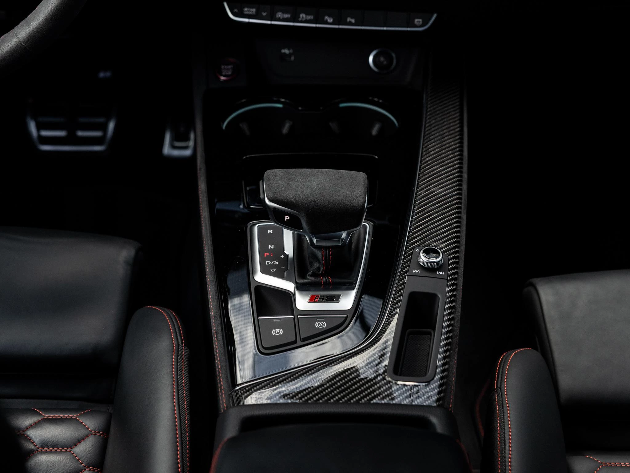 Audi RS4 Avant 2.9 TFSI RS 4 quattro competition plus kuipstoelen