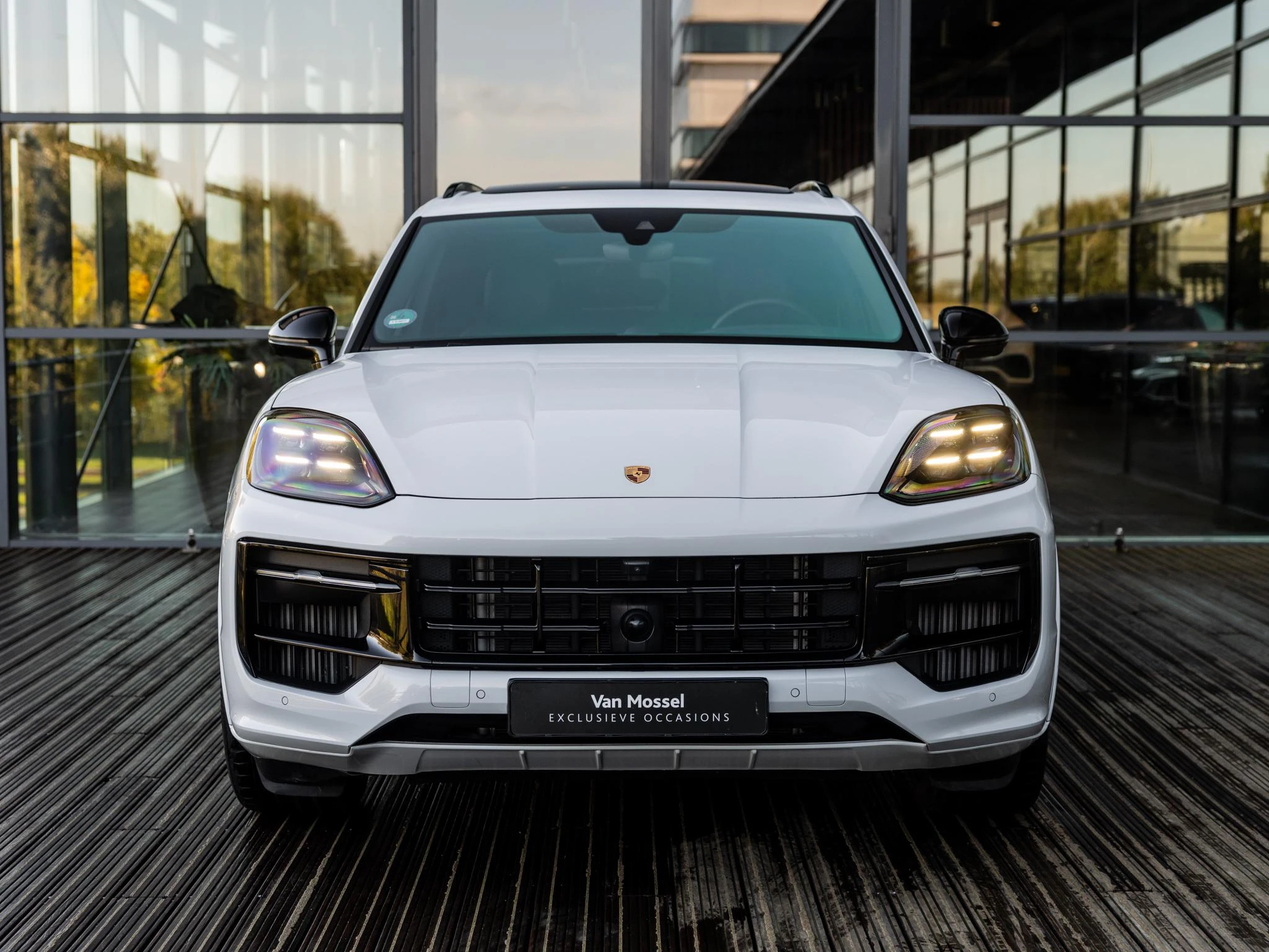 Porsche-Cayenne-image-1