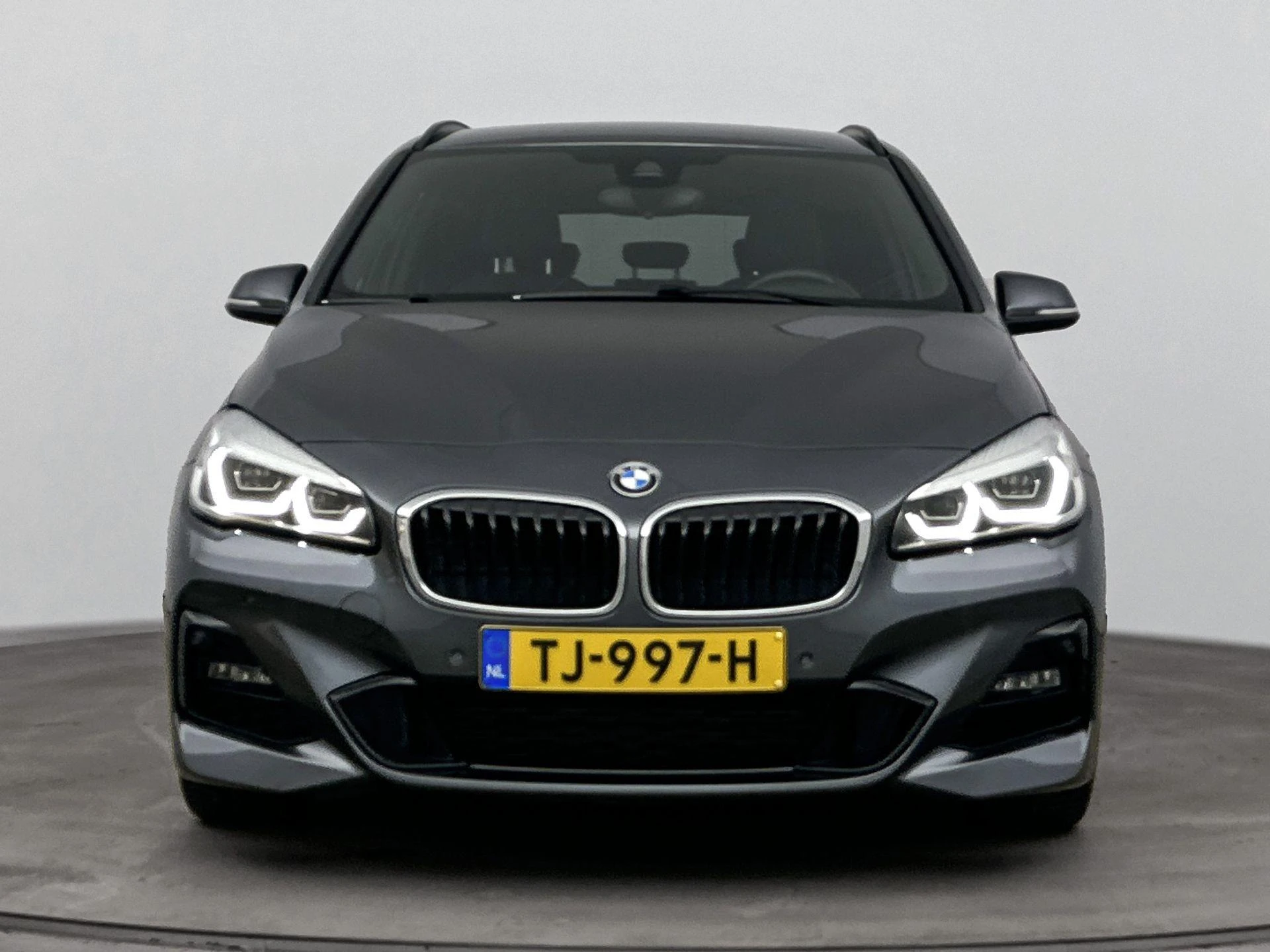 BMW-2 Serie-image-4