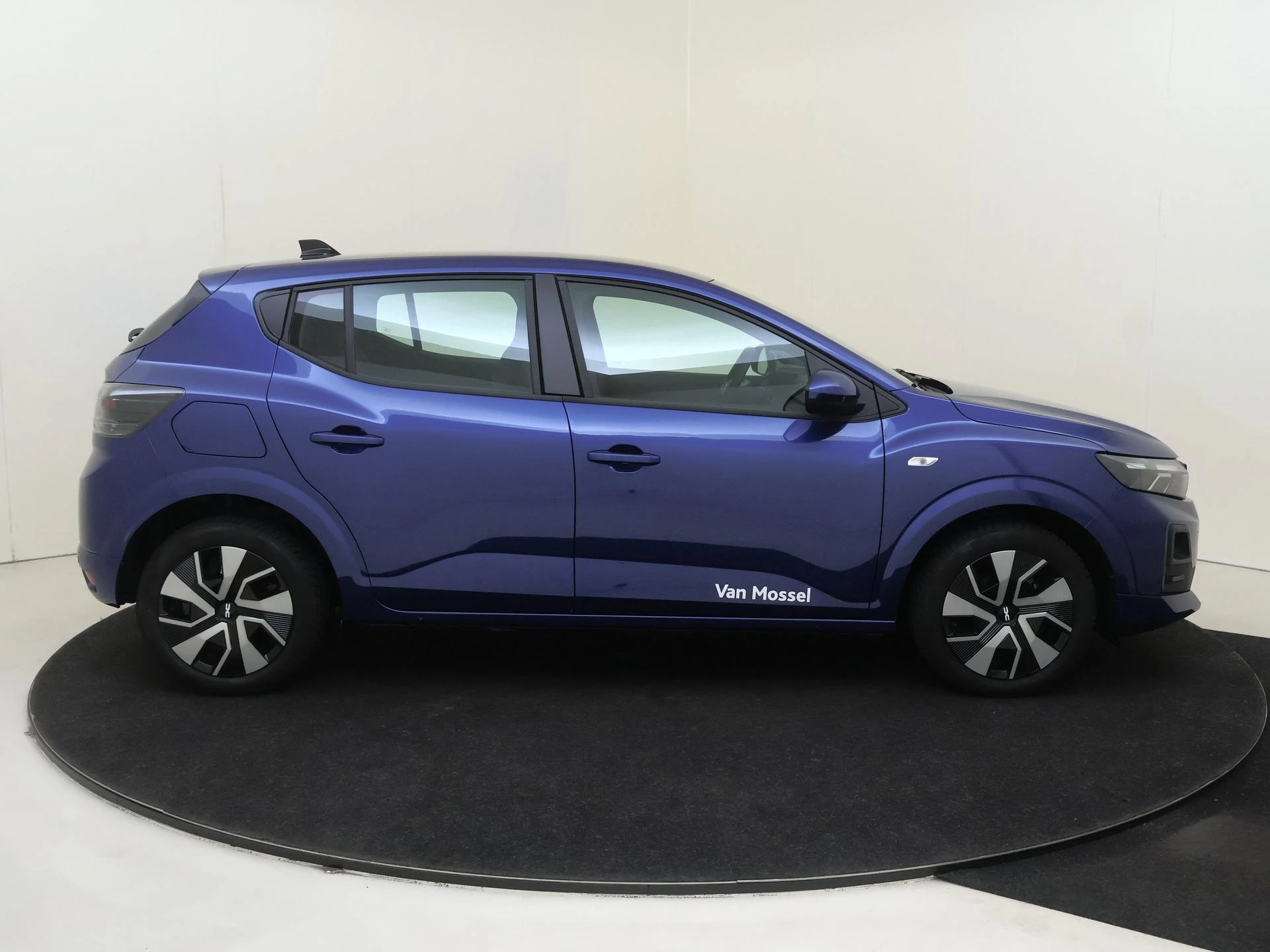 Dacia-Sandero-image-8