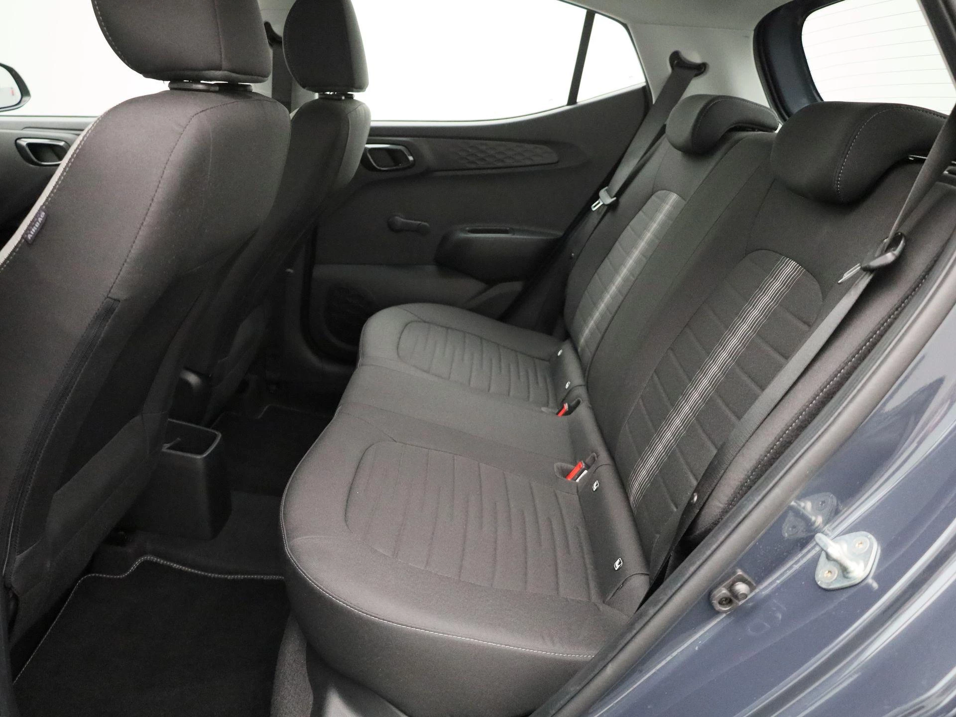Hyundai-i10-image-11