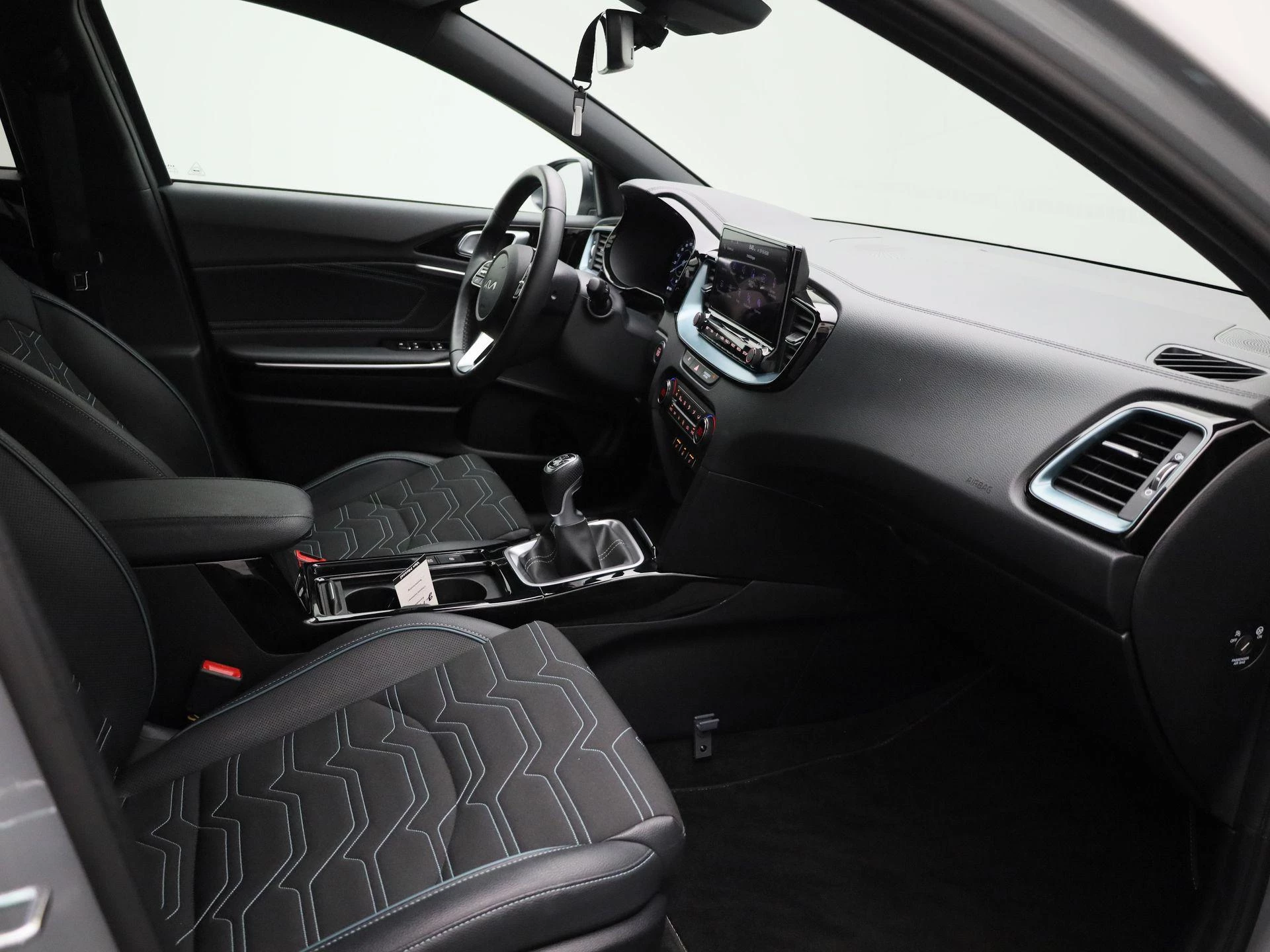 Kia-Ceed Sportswagon-image-35