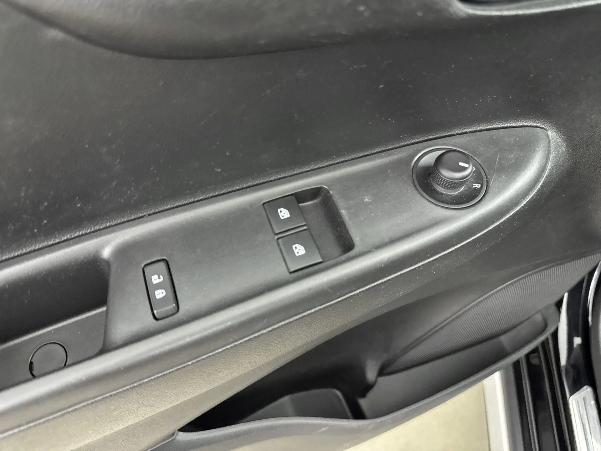 Opel-KARL-image-14
