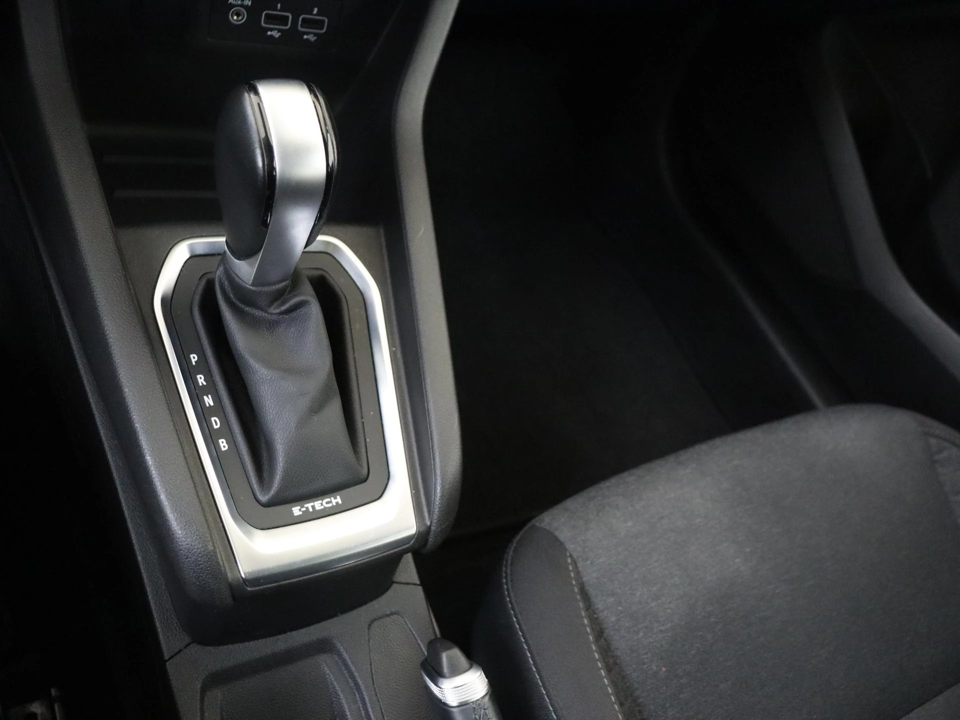 Renault Clio 1.6 E-Tech Hybrid 140 Business Zen