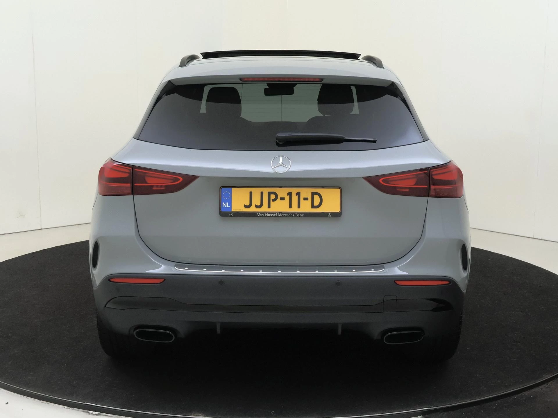 Mercedes-Benz GLA 250 e Business Solution AMG