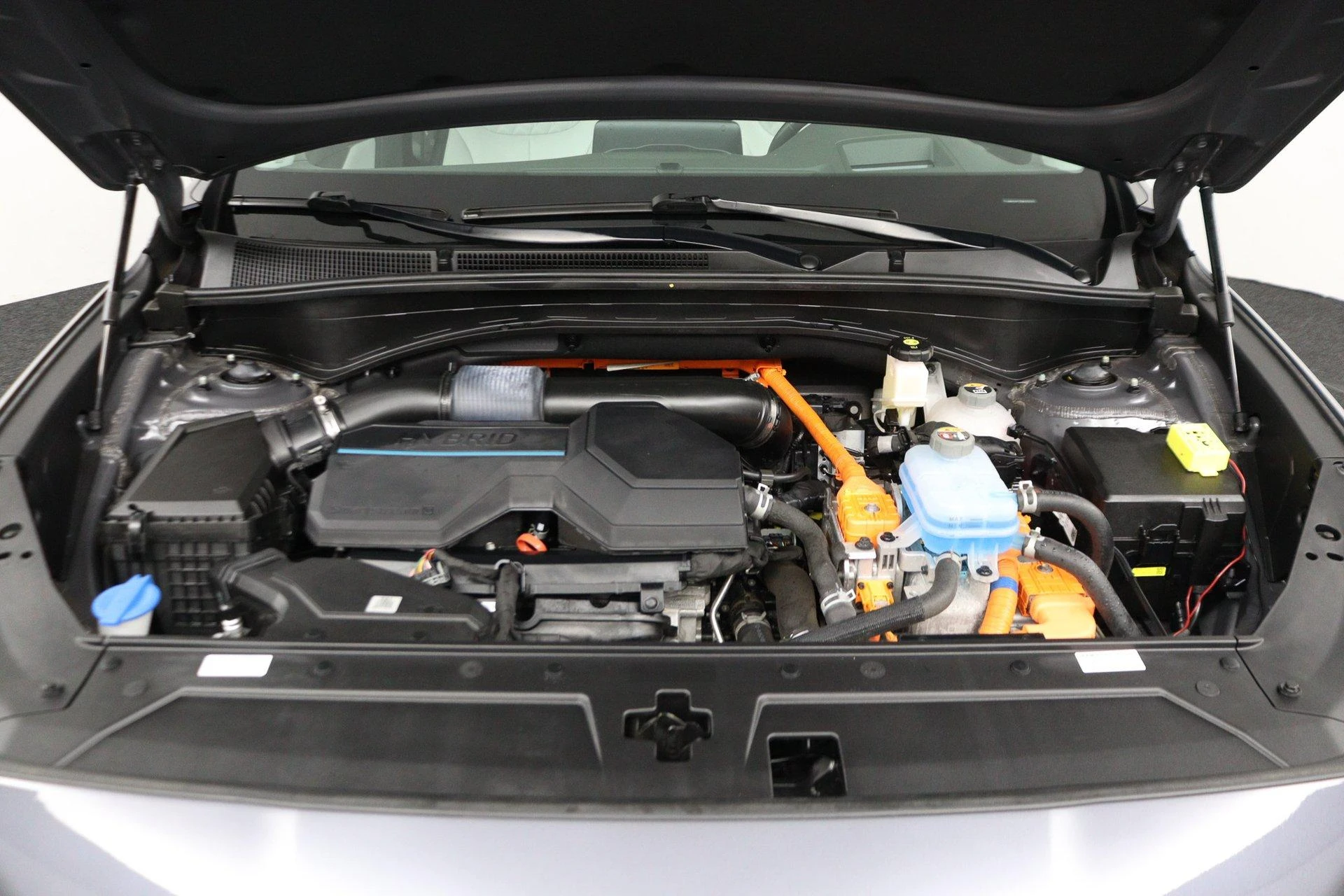 Hyundai-Santa Fe-image-26