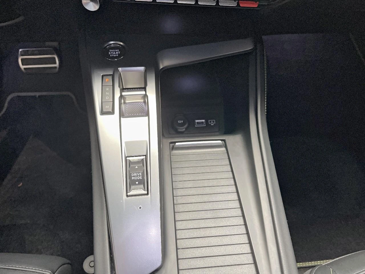 Peugeot-408-image-13