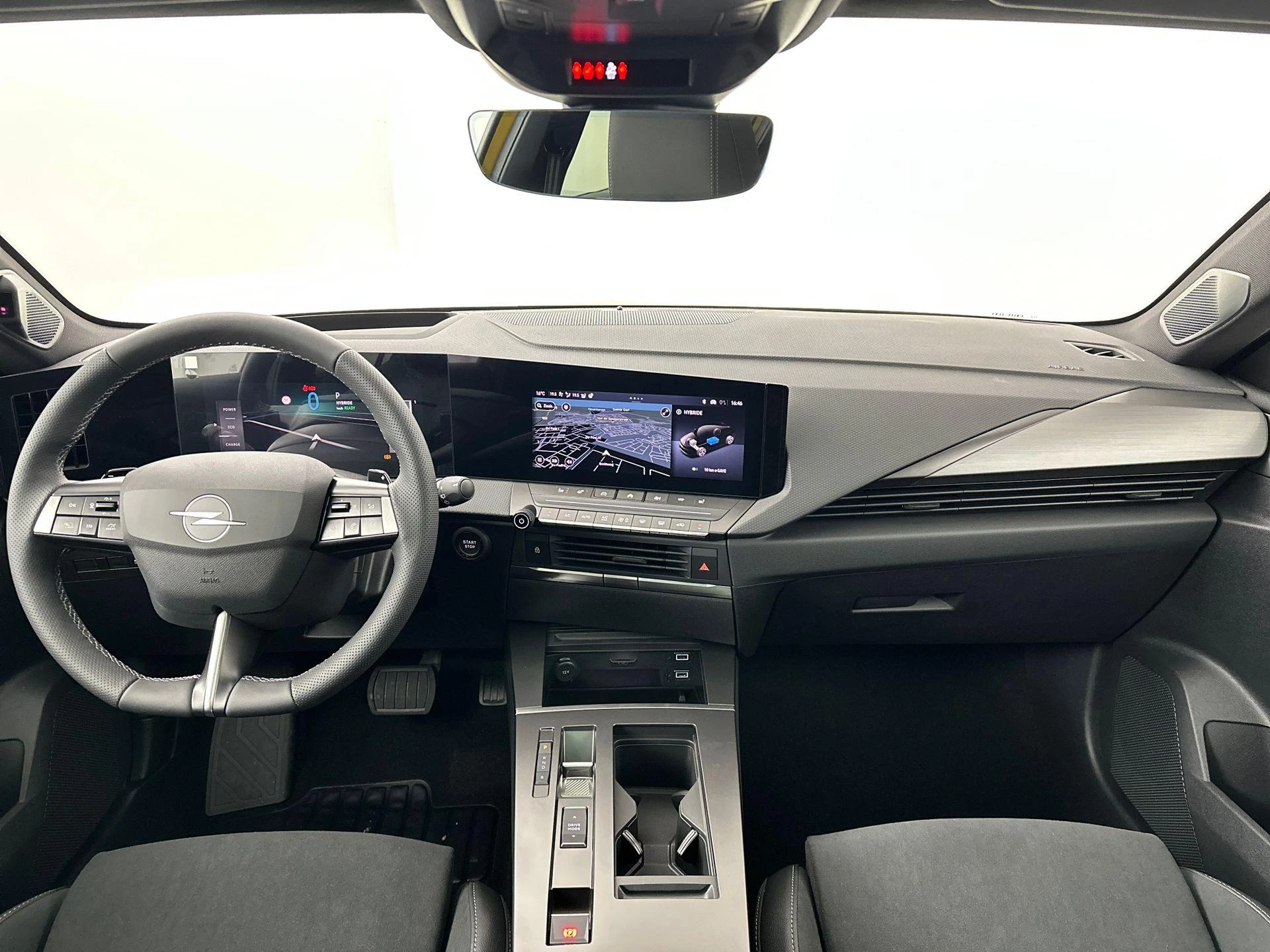 Opel-Astra-image-12