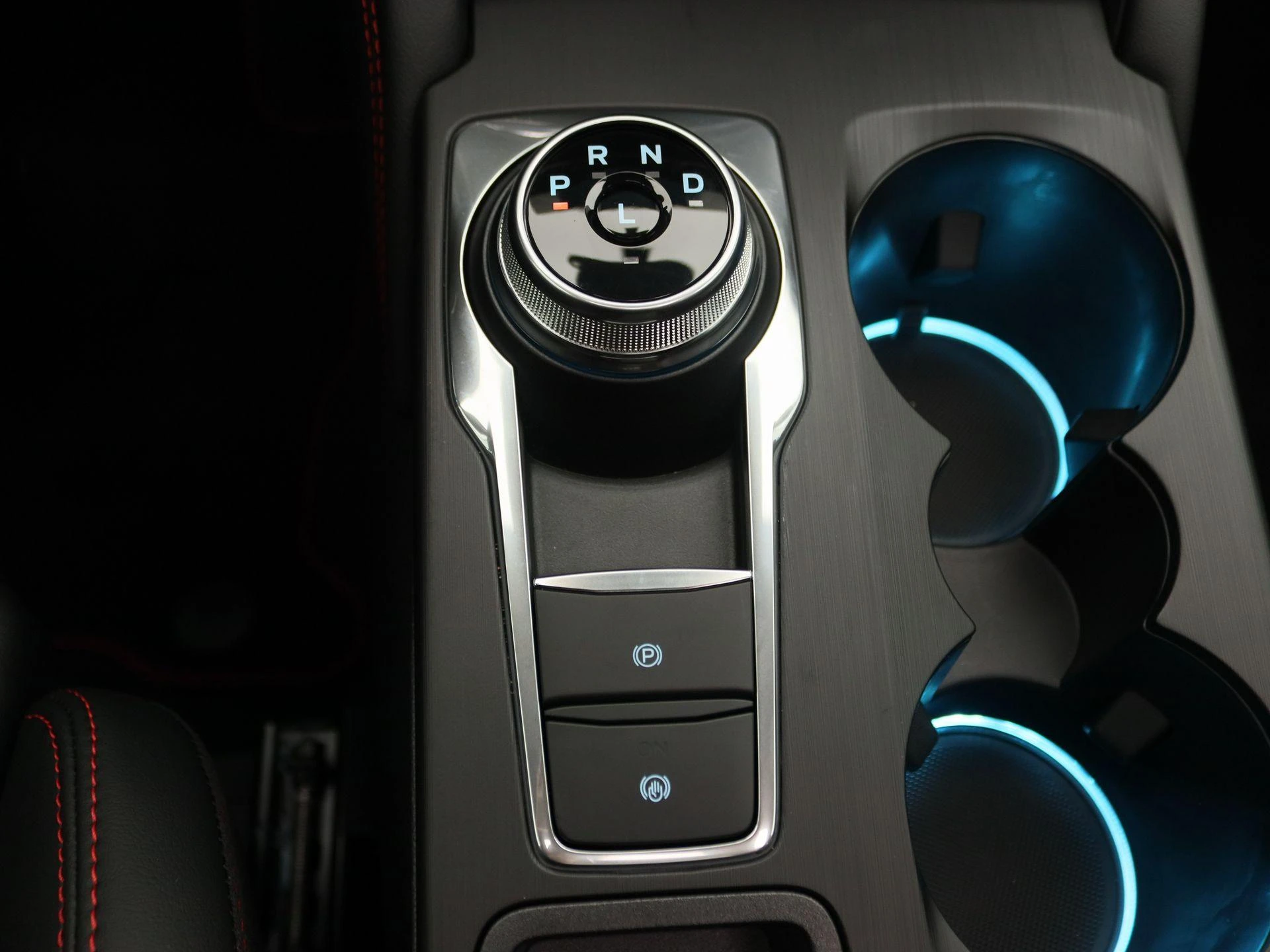 Ford-Kuga-image-10