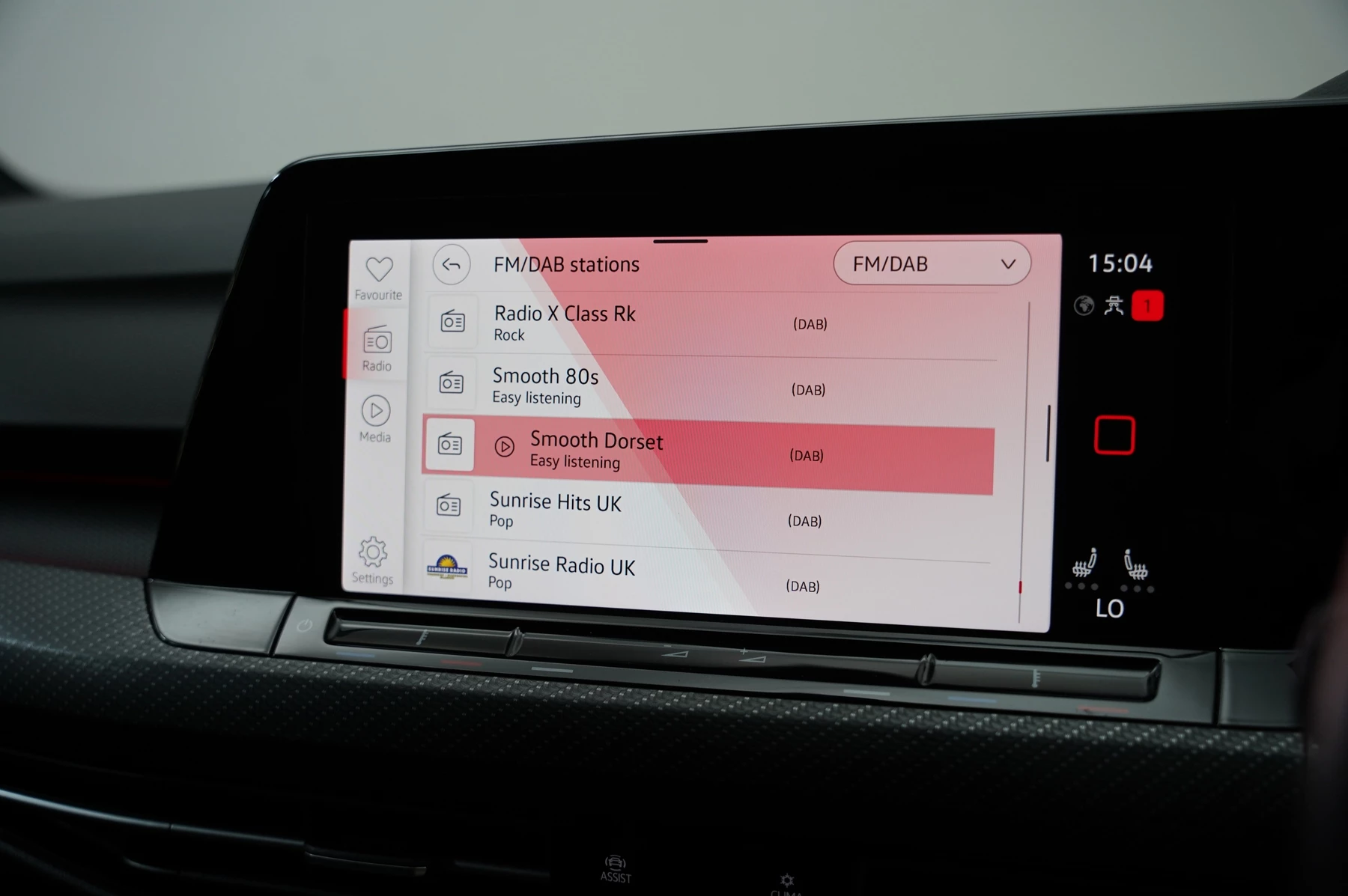 Volkswagen-Golf-image-30