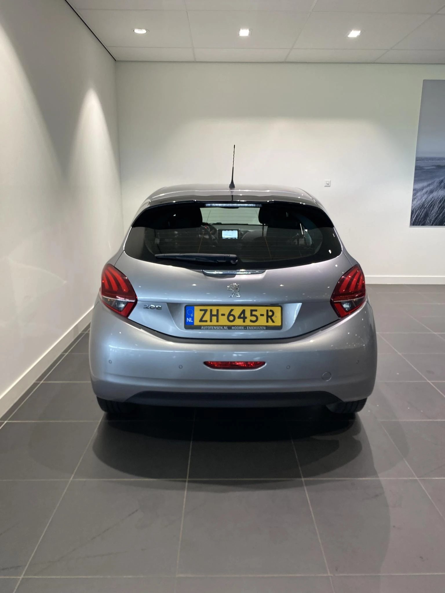 Peugeot 208 Signature