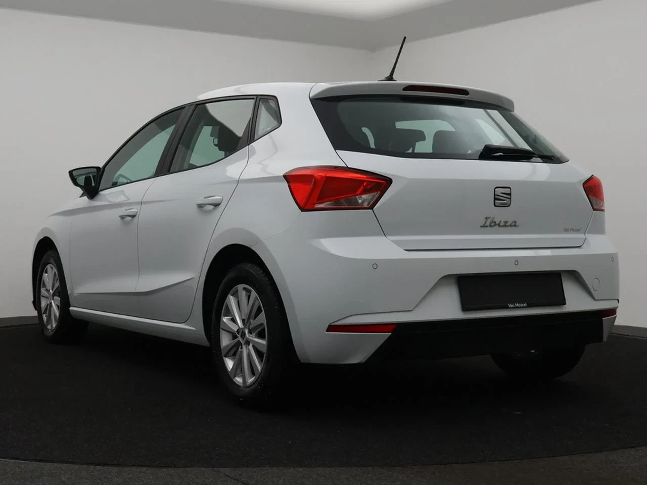 SEAT-Ibiza-image-1
