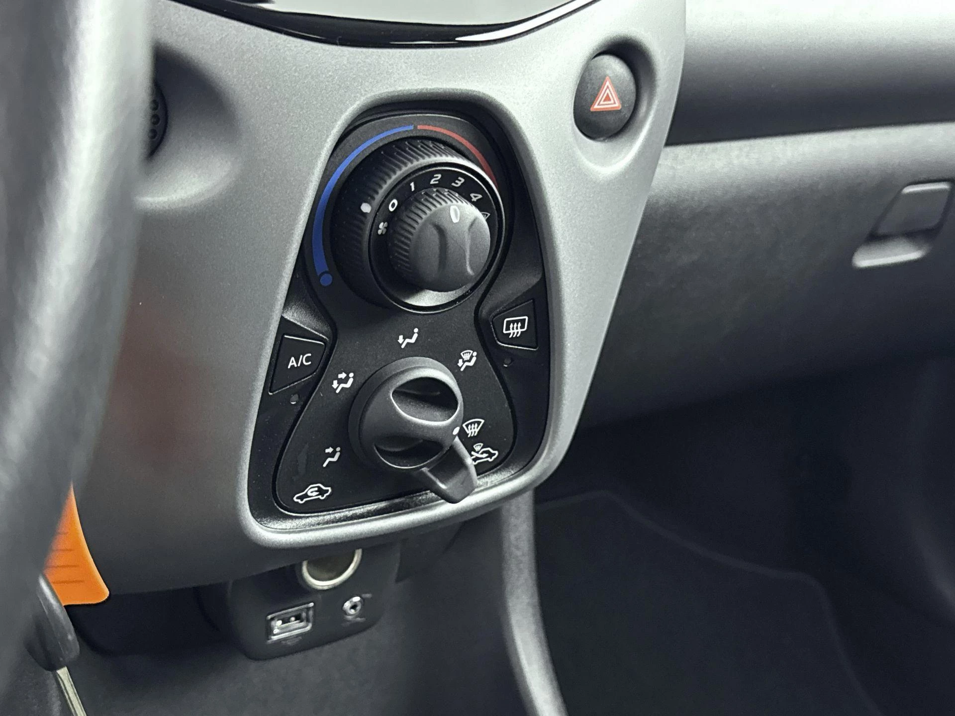 Toyota-Aygo-image-19