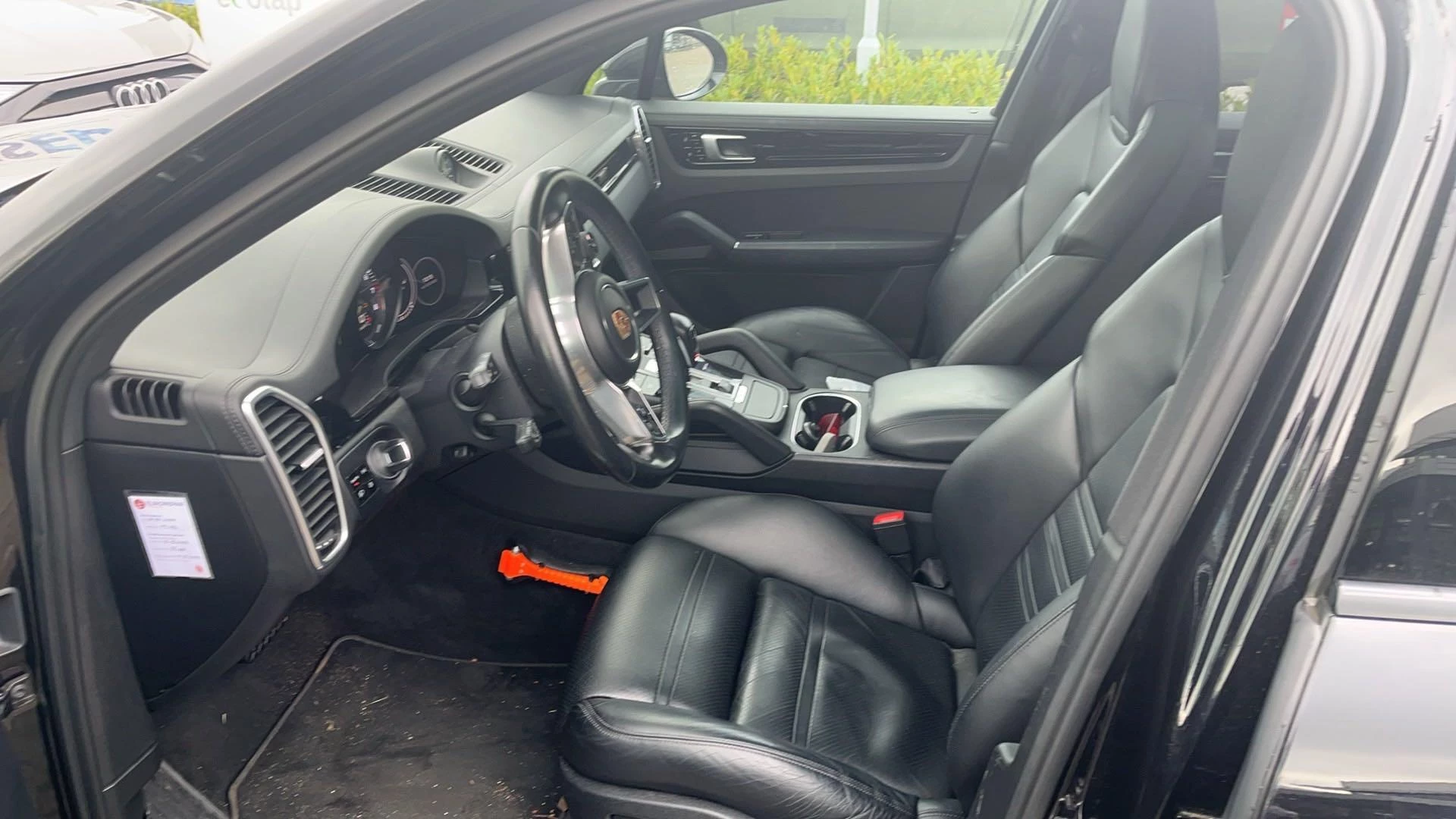 Porsche-Cayenne-image-6