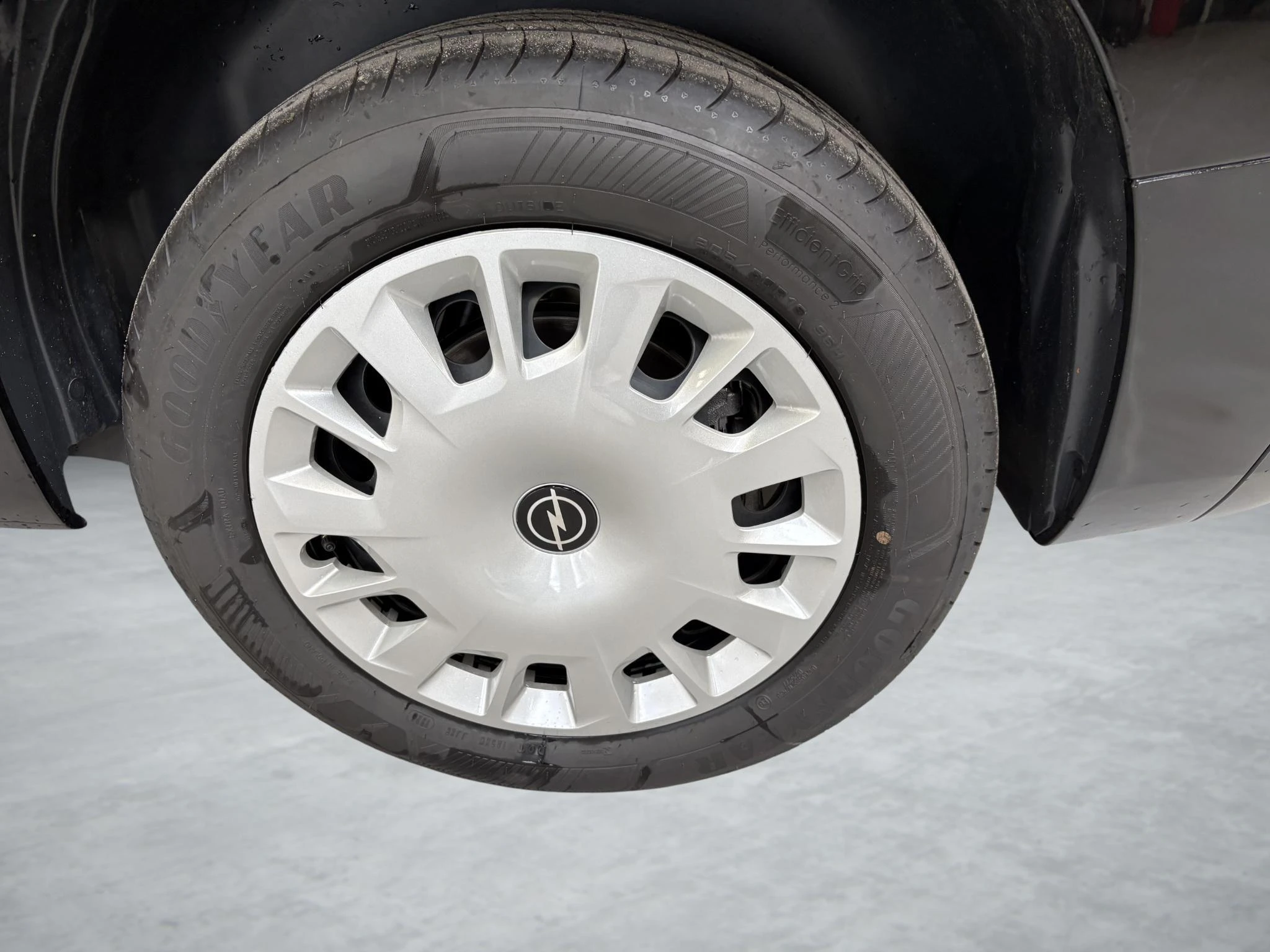 Opel-Combo Life-image-8