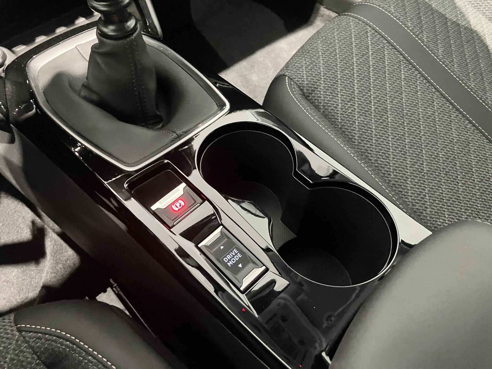 Peugeot-208-image-21