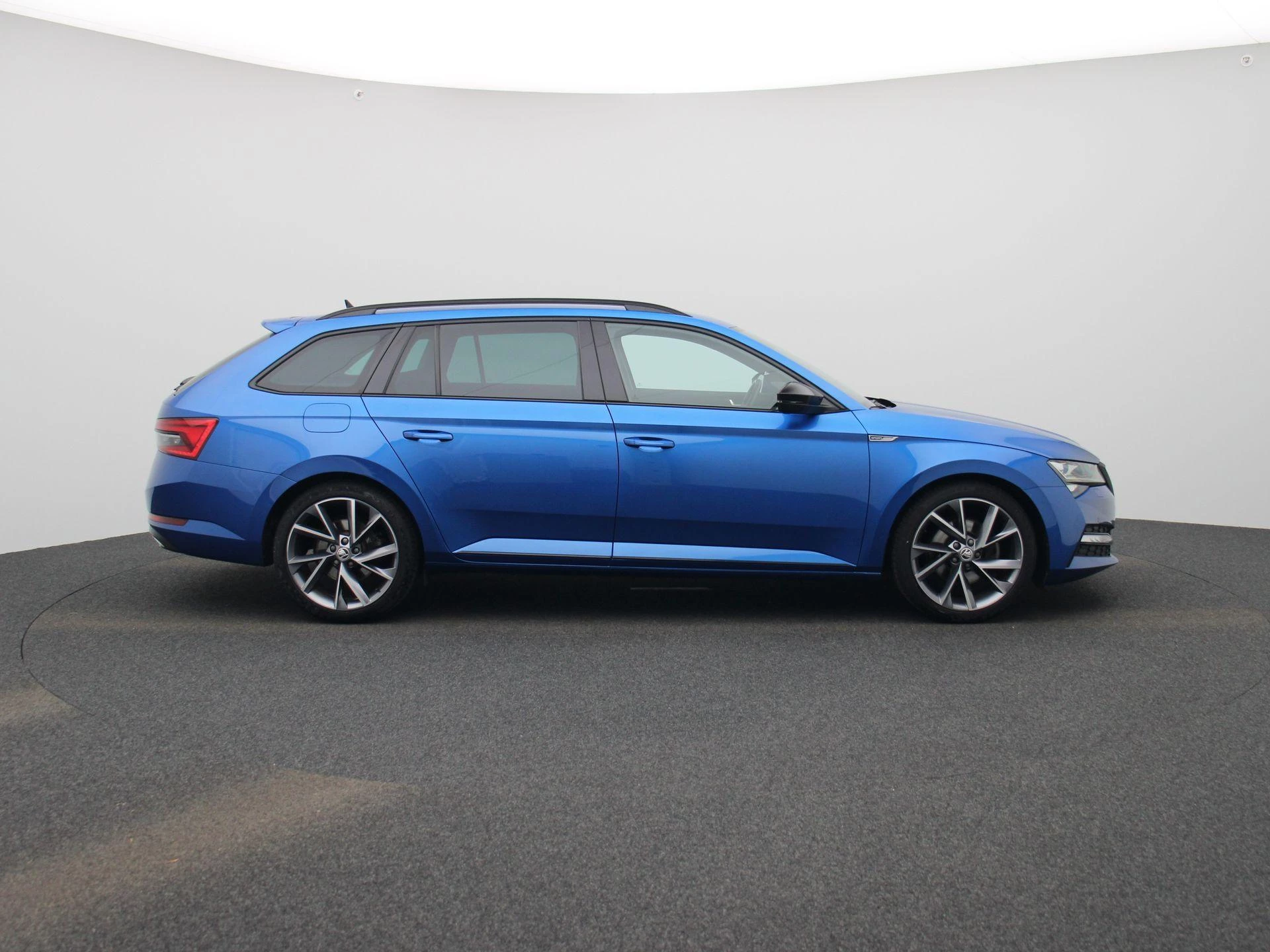 Škoda-Superb-image-5