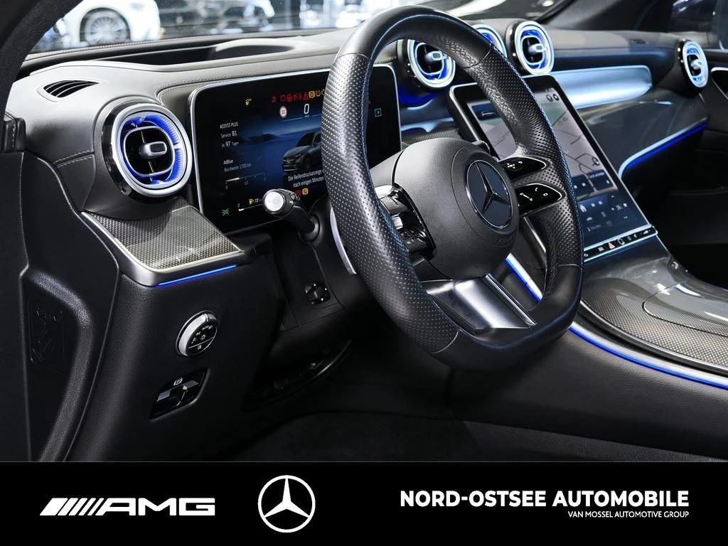 Mercedes-Benz GLC 300 d 4M AMG 360 ACC AHK HUD TEMPOMAT PDC AMG Line
