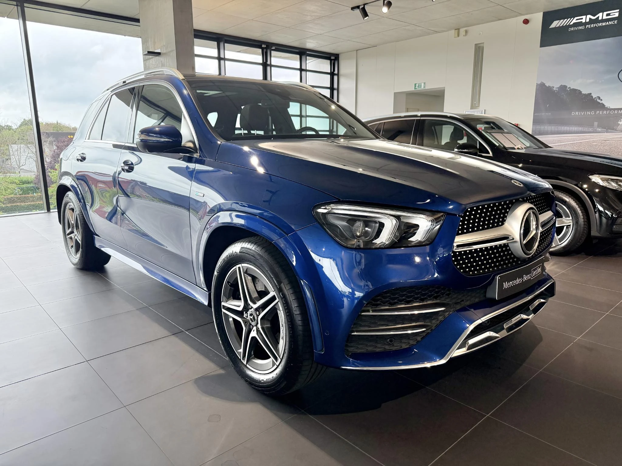 Mercedes-Benz-GLE-image-3