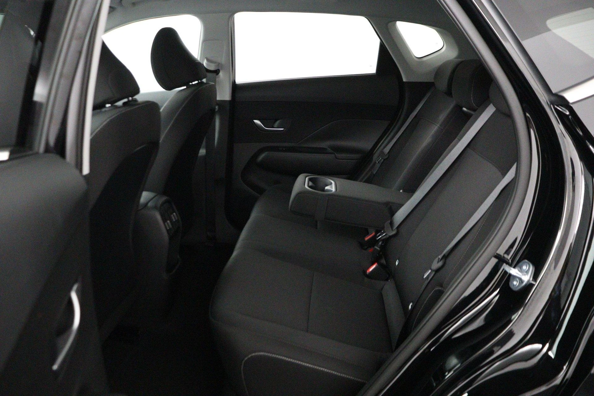 Hyundai-Kona-image-33