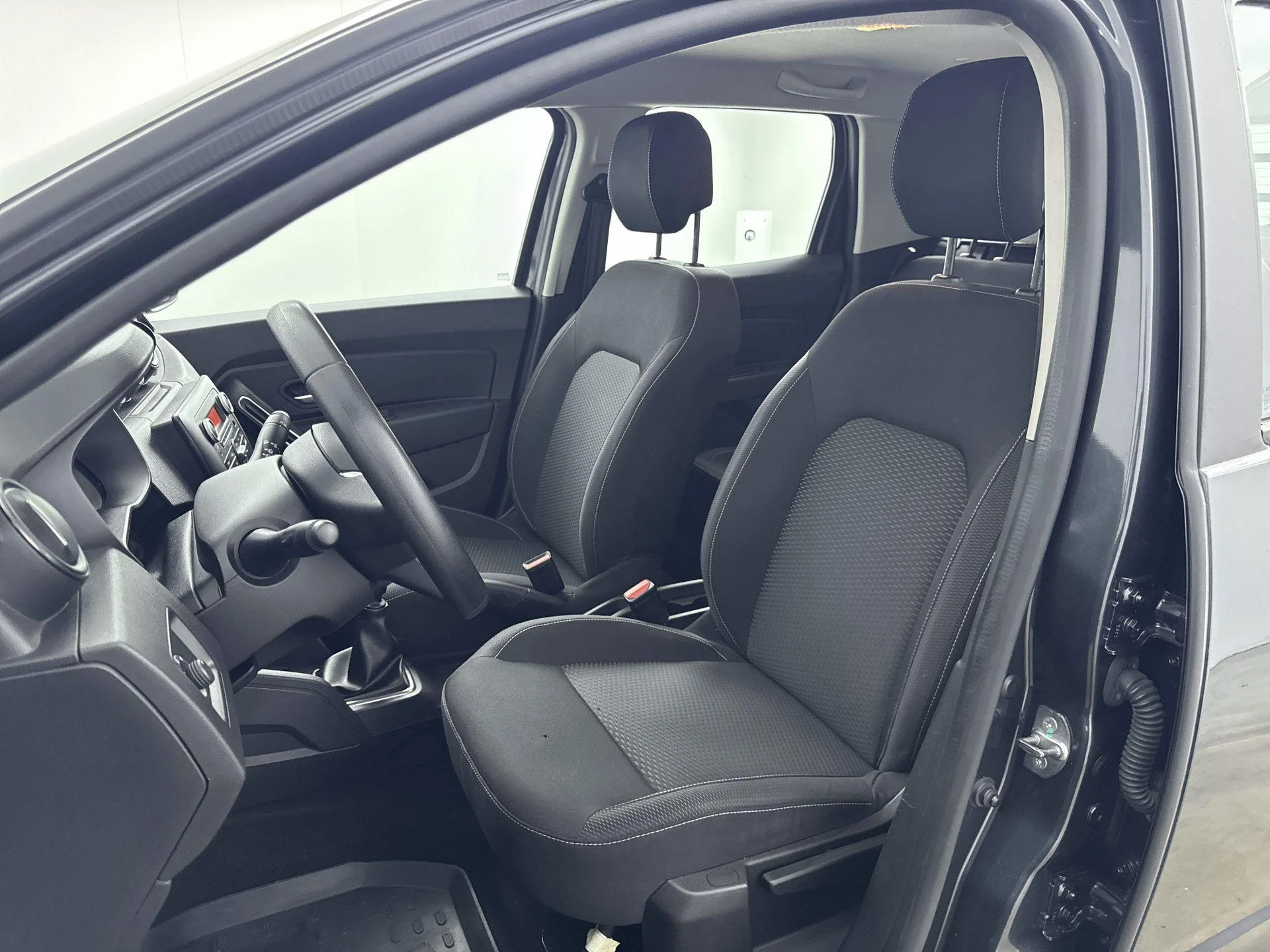Dacia-Duster-image-9