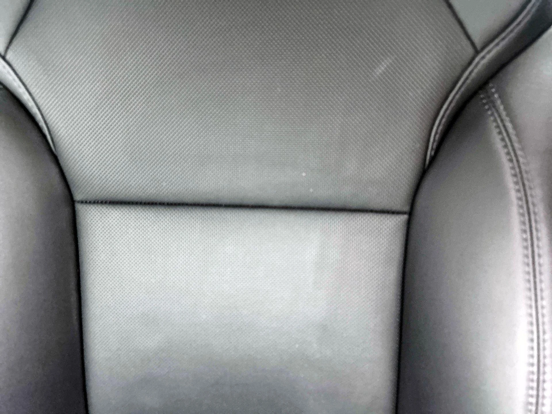 Tesla-Model 3-image-15
