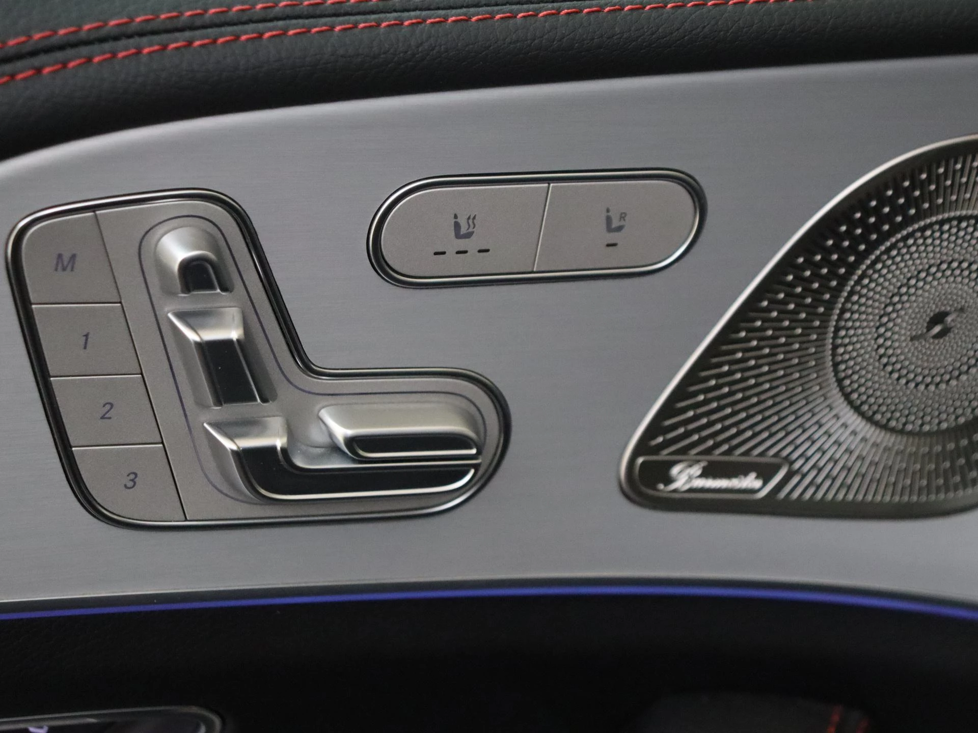 Mercedes-Benz-GLE-image-38