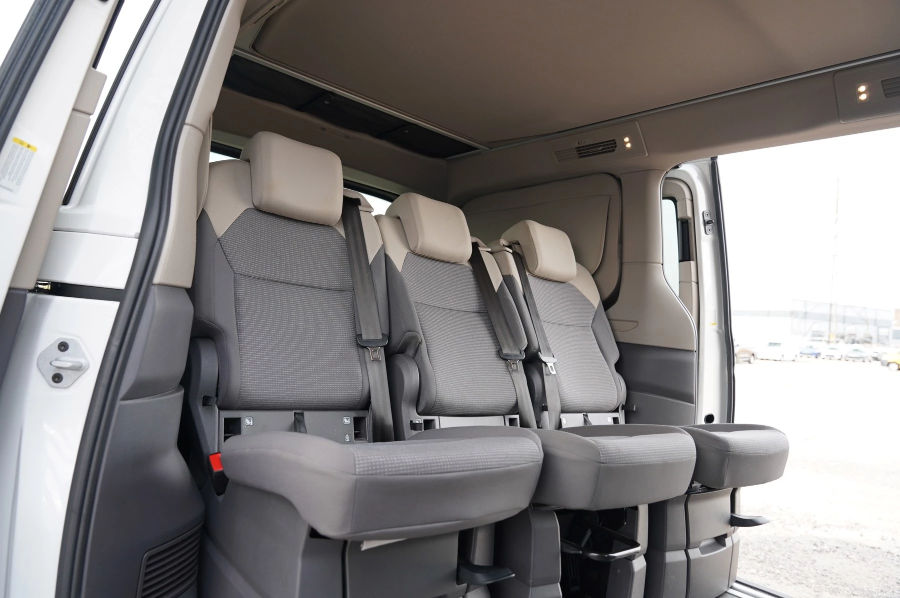 Volkswagen-California-image-10