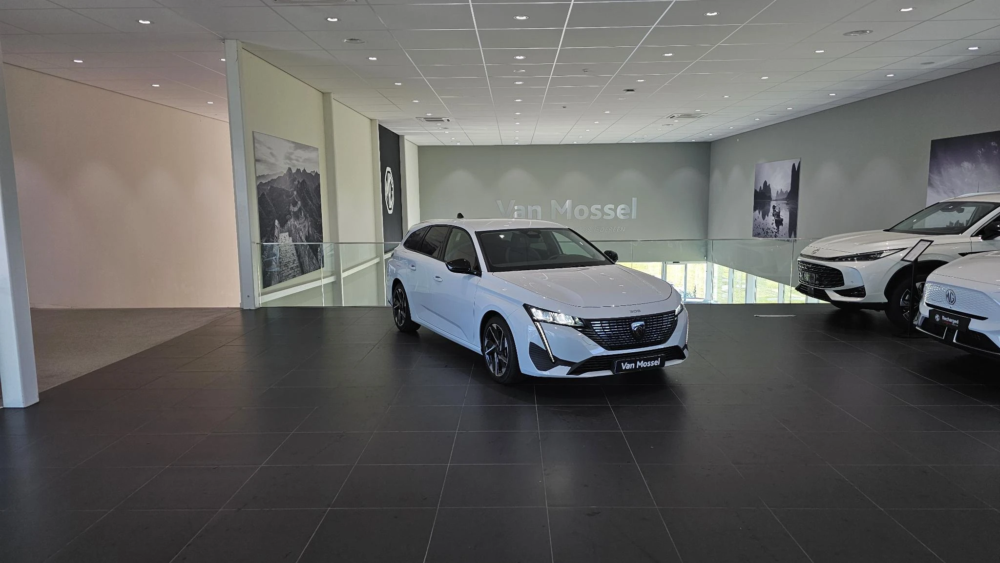 Peugeot 308 SW 1.6 Plug-in Hybrid 180 Allure Avantage