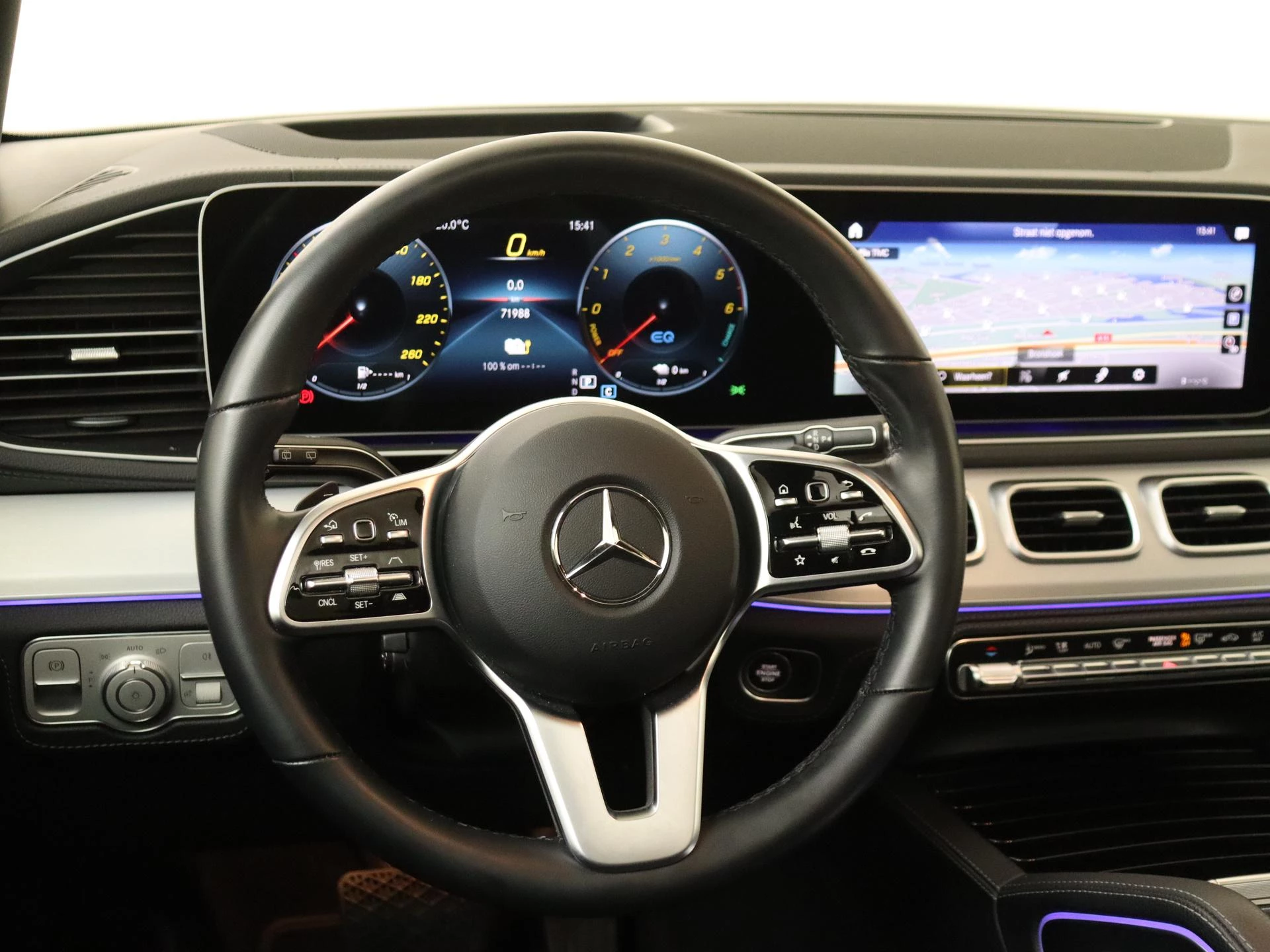 Mercedes-Benz-GLE-image-11