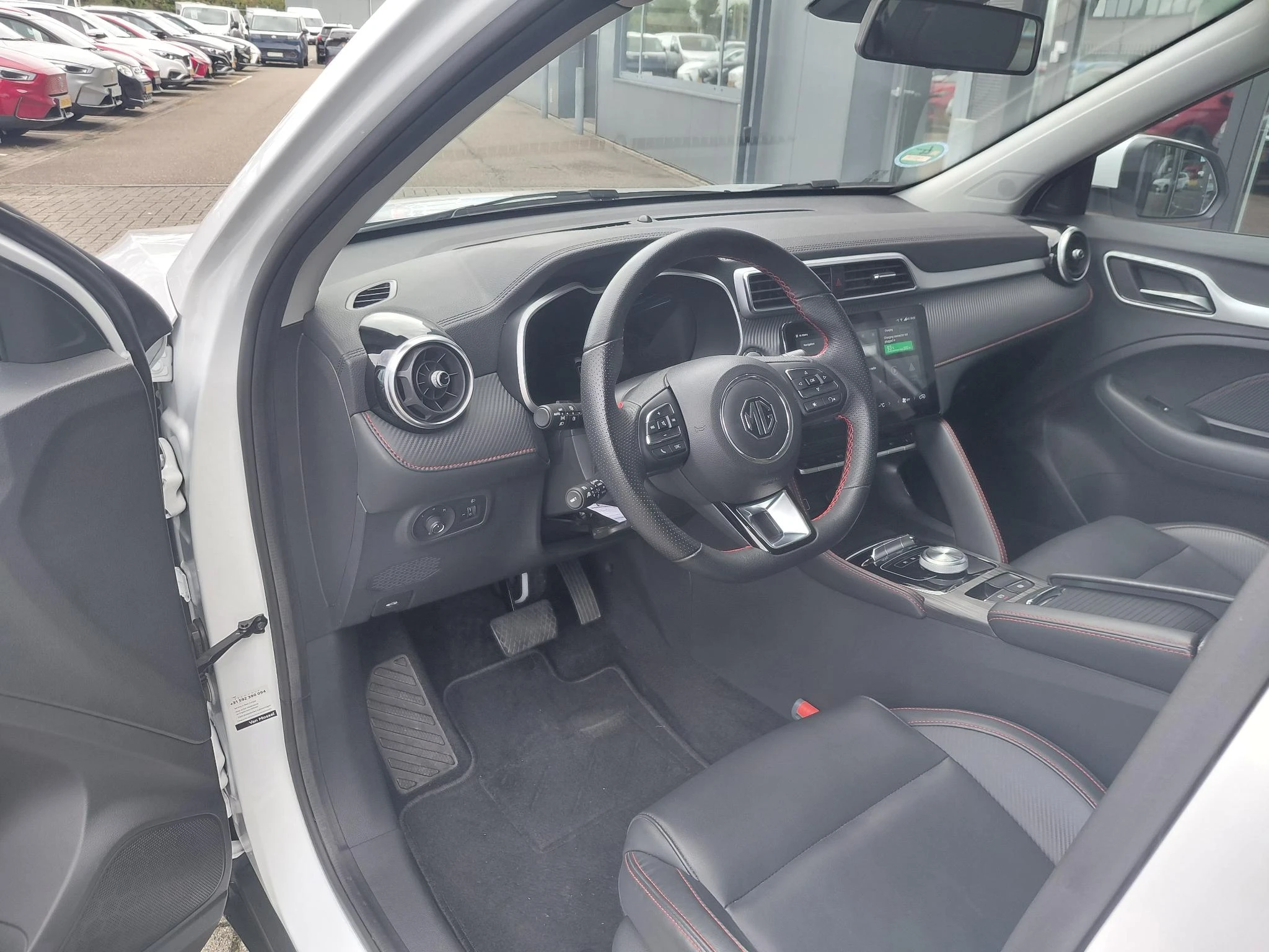 MG-ZS EV-image-14