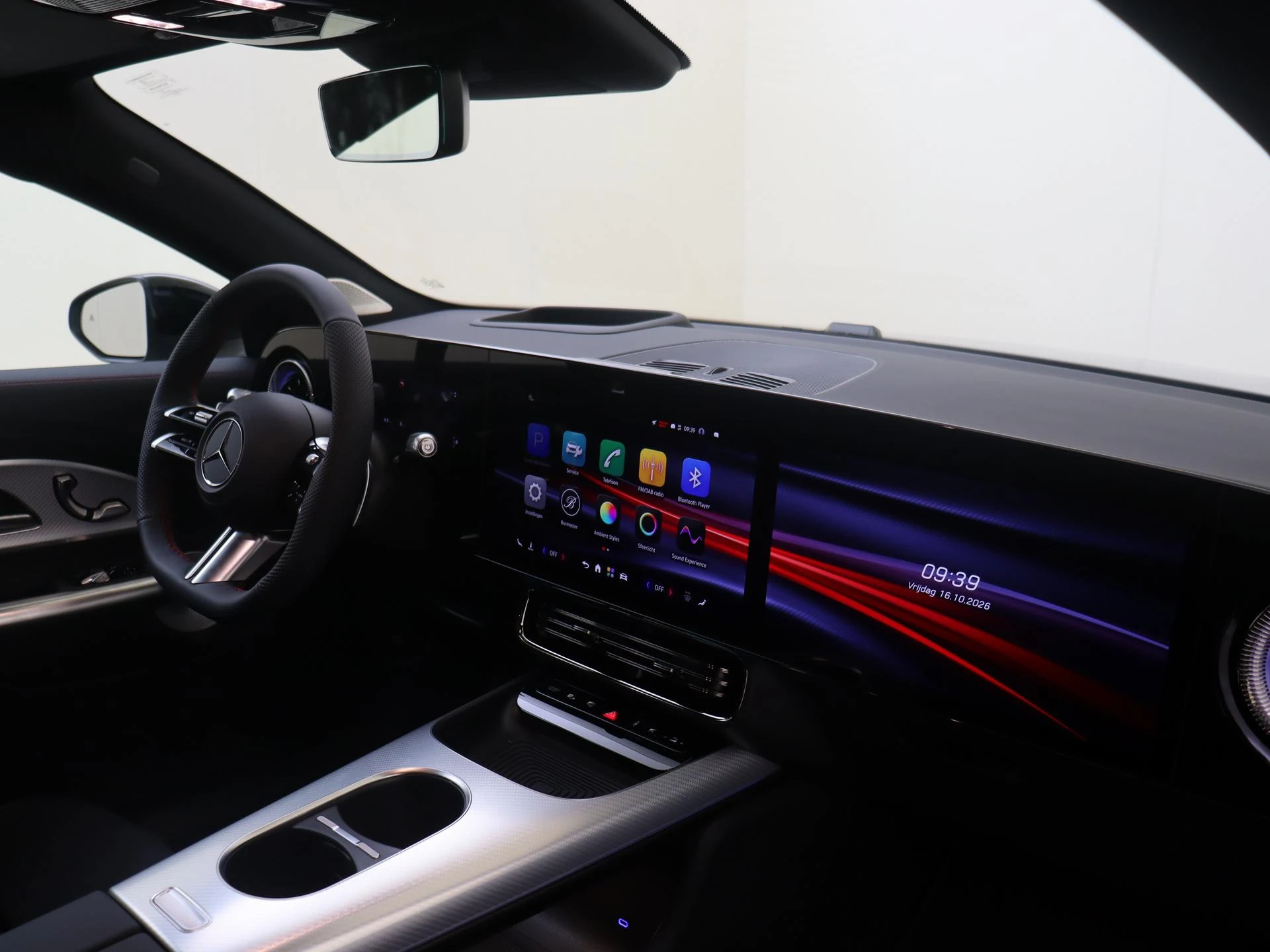 Mercedes-Benz-CLA-image-4