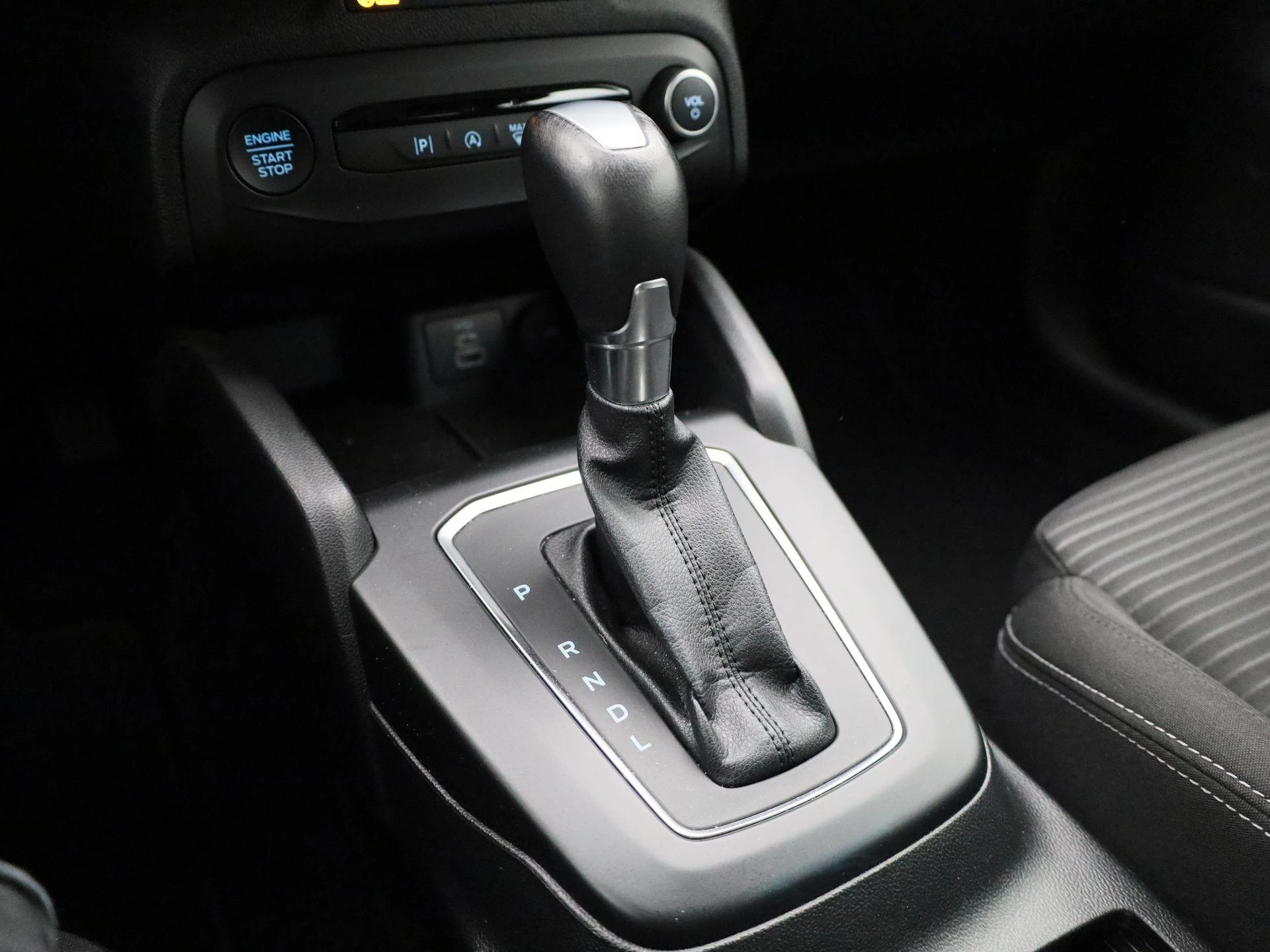 Ford Focus 1.0i EcoBoost MHEV 92kW Titanium DCT