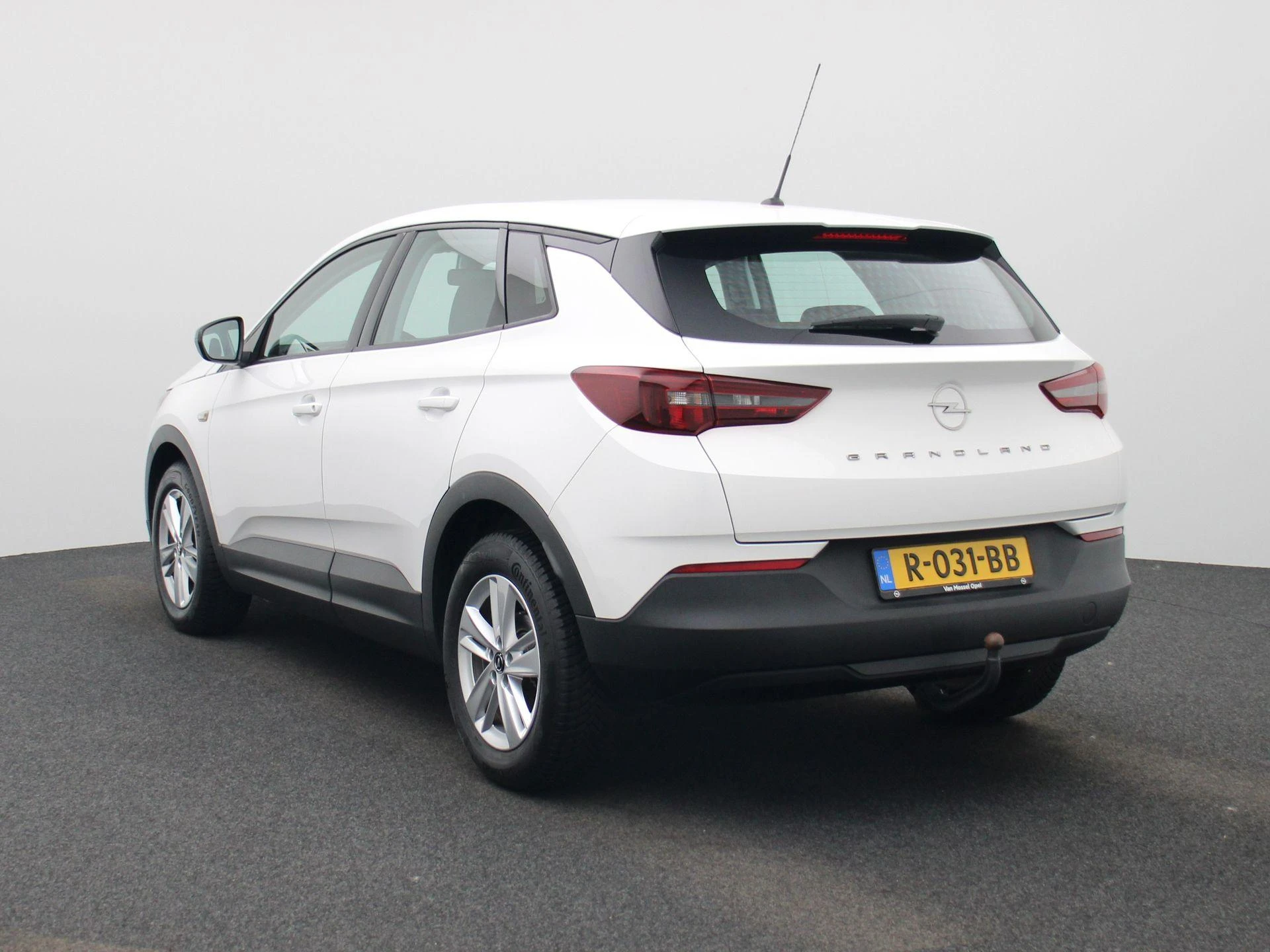 Opel-Grandland-image-1
