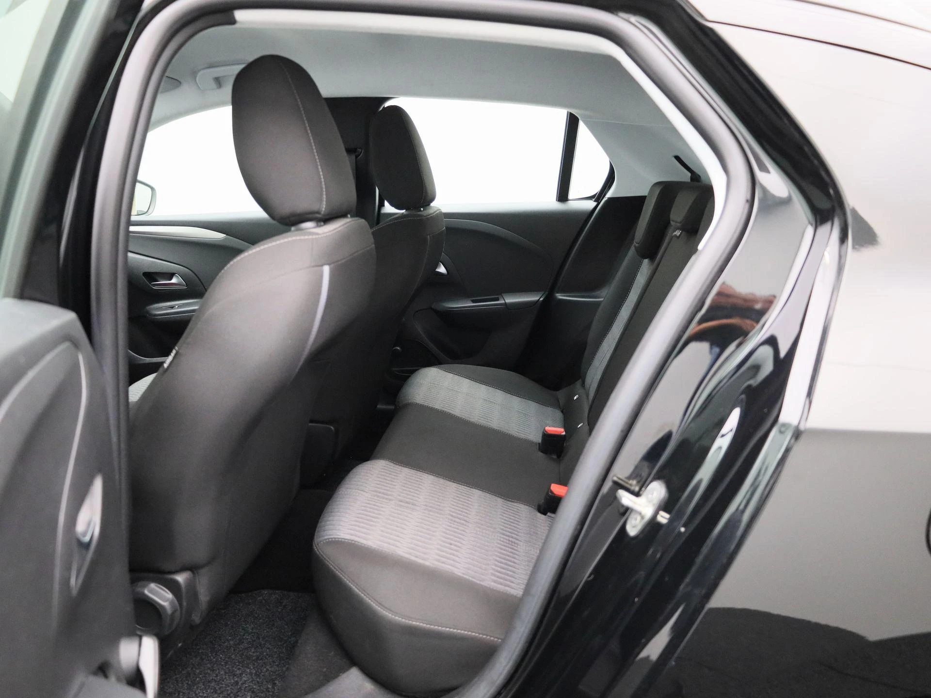 Opel-Corsa-image-9