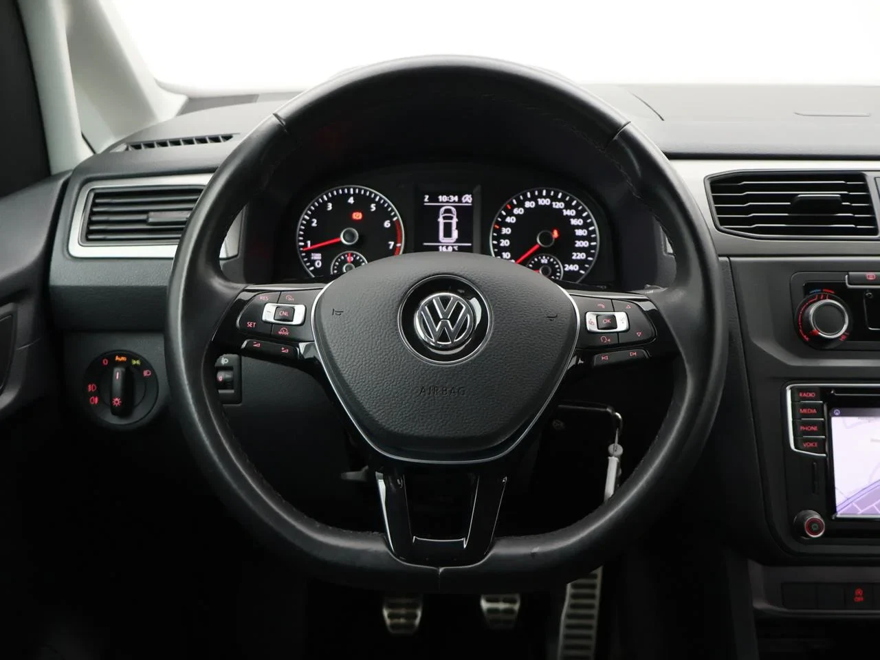 Volkswagen-Caddy-image-4