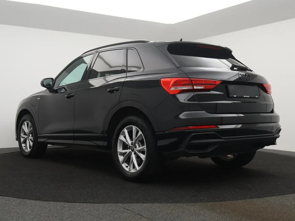 Audi-Q3-image-5
